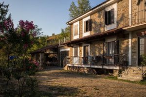Alquiler Vacacional - Stone house immersed in nature for relaxing holidays with family