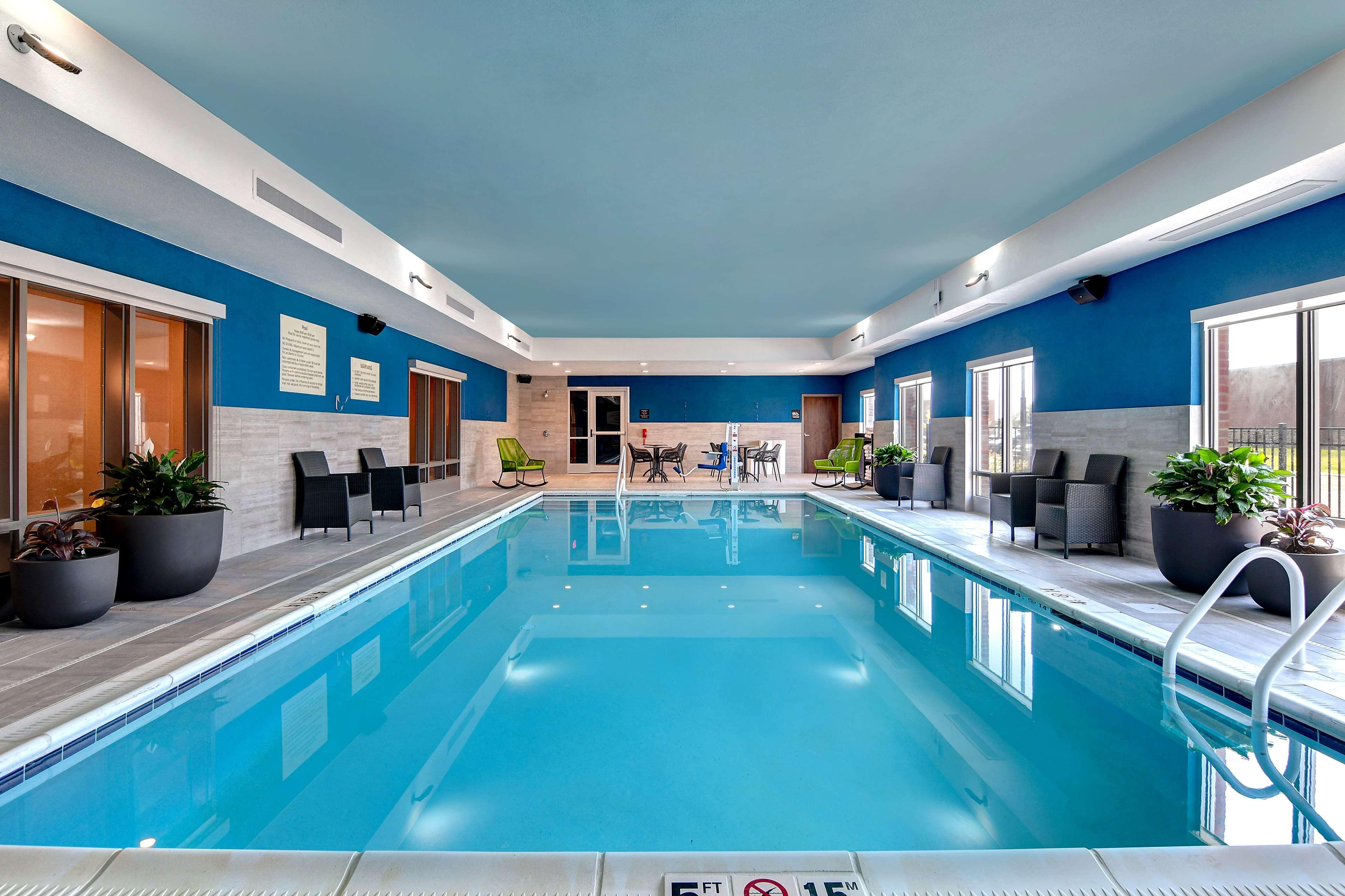 Vista Piscina Hampton Inn & Suites Canal Winchester Columbus