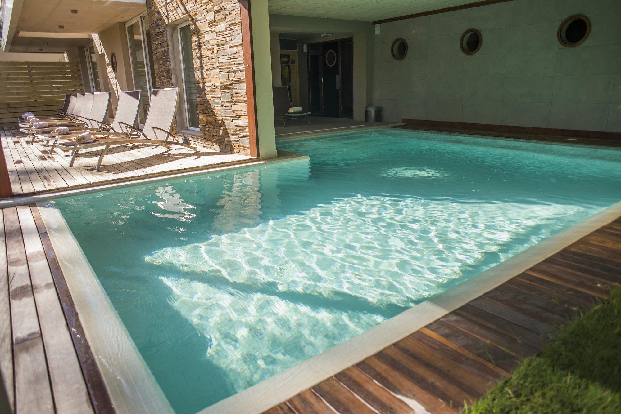 Vista Piscina 2122 Hotel Art Design