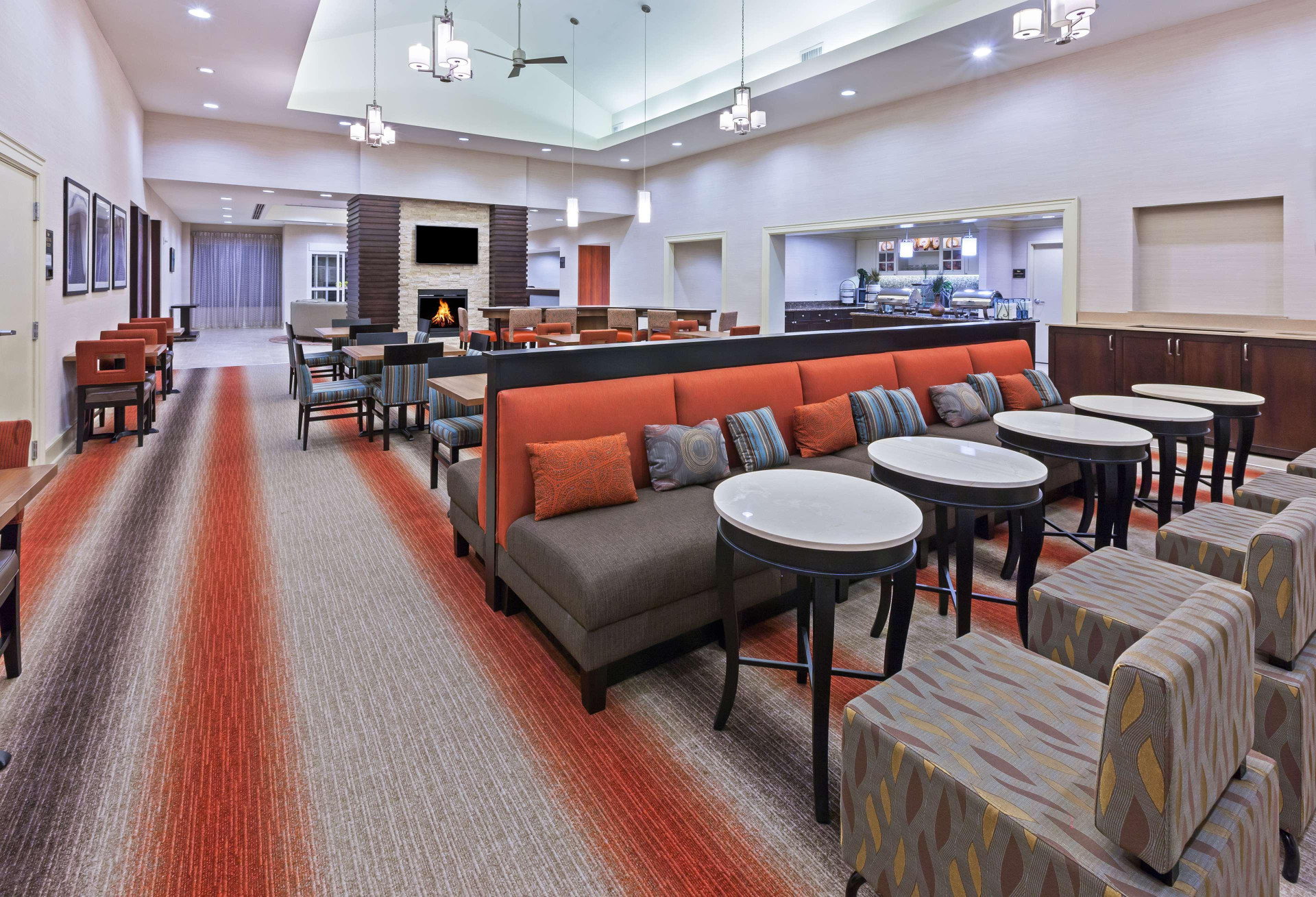 Restaurant Homewood Suites by Hilton Laredo at Mall del Norte