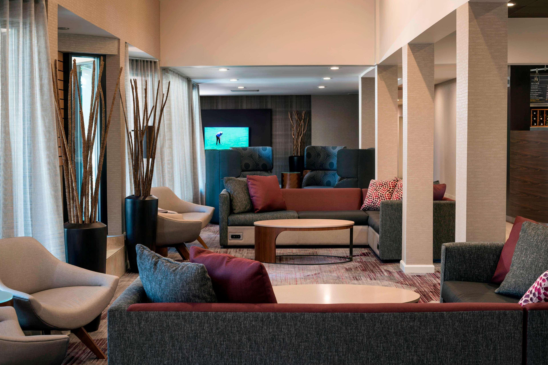 Vista Lobby Sonesta Select Los Angeles Torrance South Bay