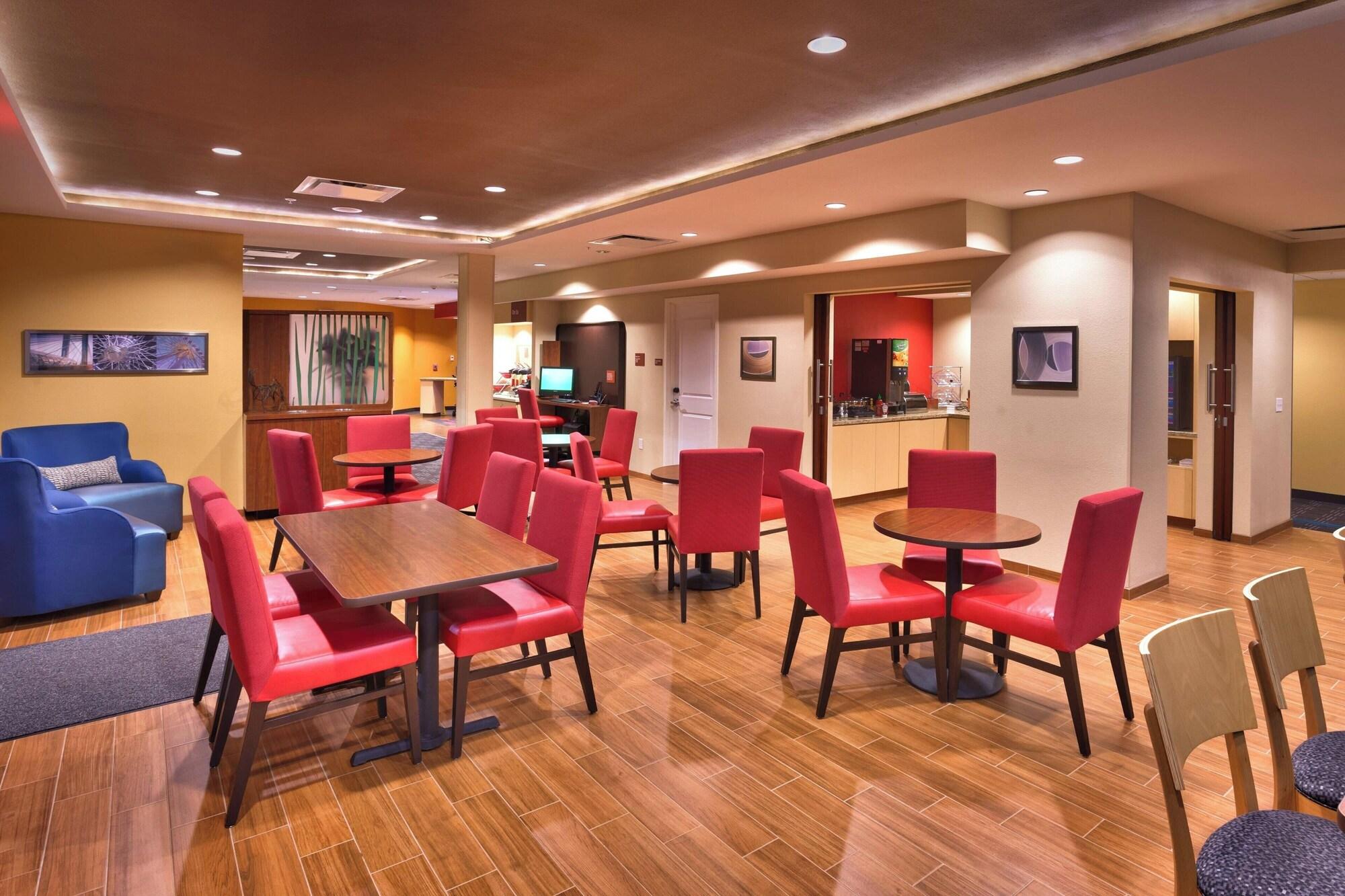 Restaurant TownePlace Suites by Marriott Dickinson
