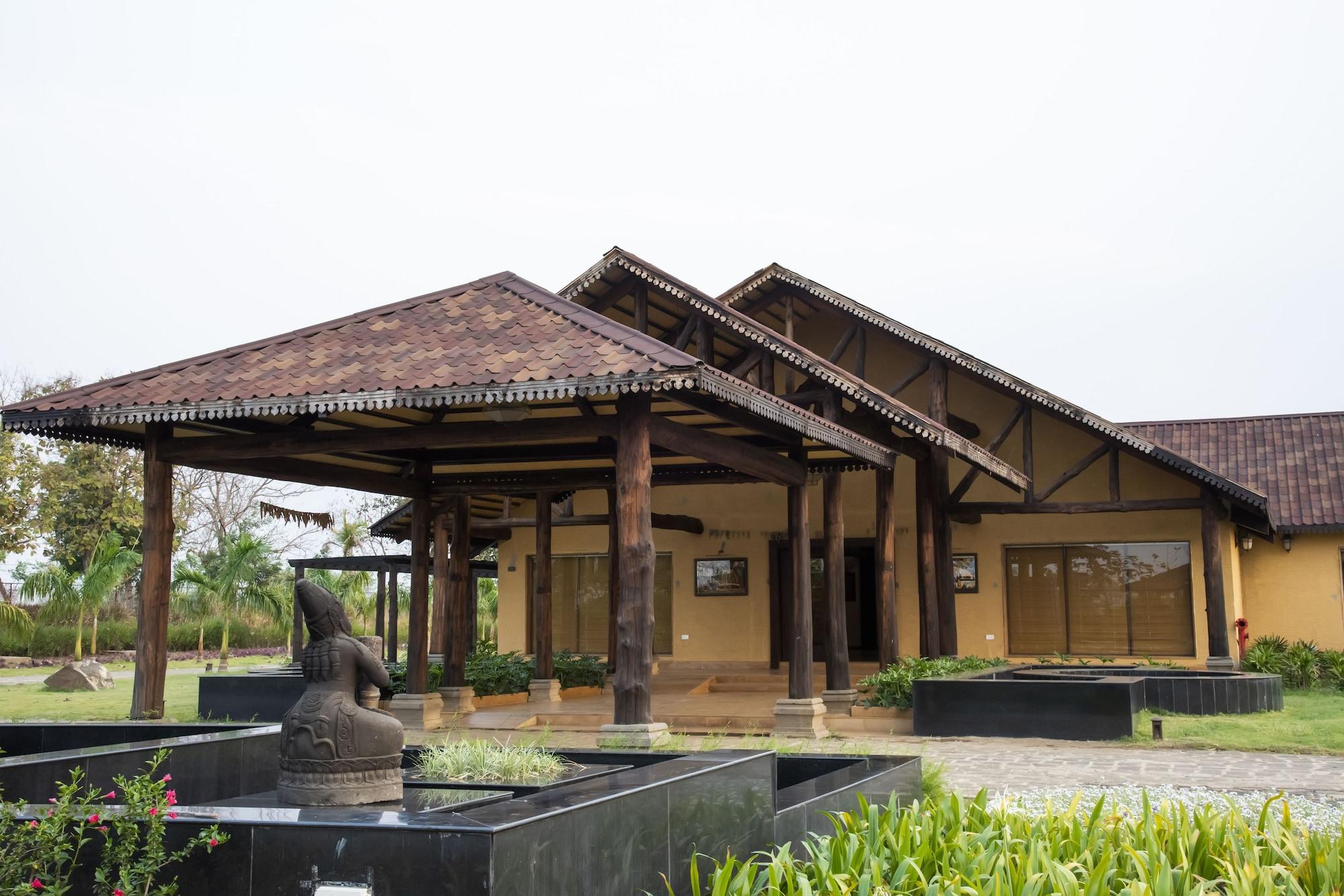 Vista Lobby WelcomHeritage Tadoba Vanya Villas Resort & Spa