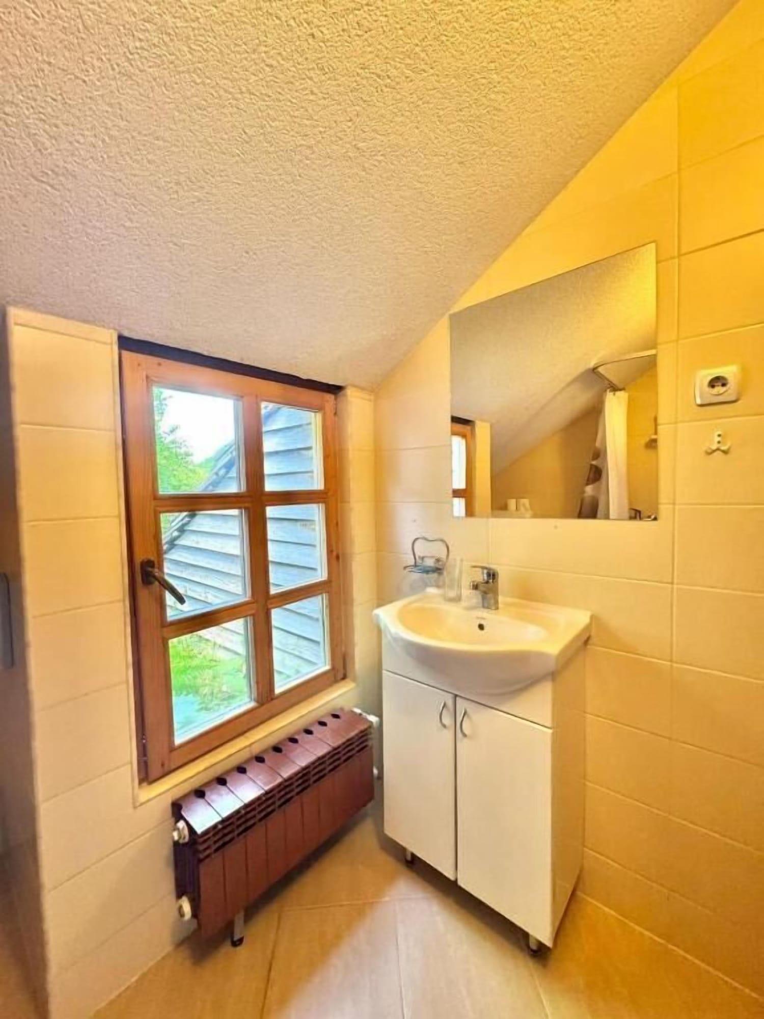 Equipamiento de Habitación Hotel Oka i Po