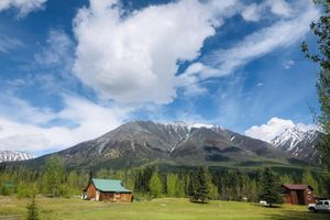 Alojamiento - Wrangell Mountain Lodge