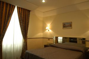 Alojamiento - Hotel Garda