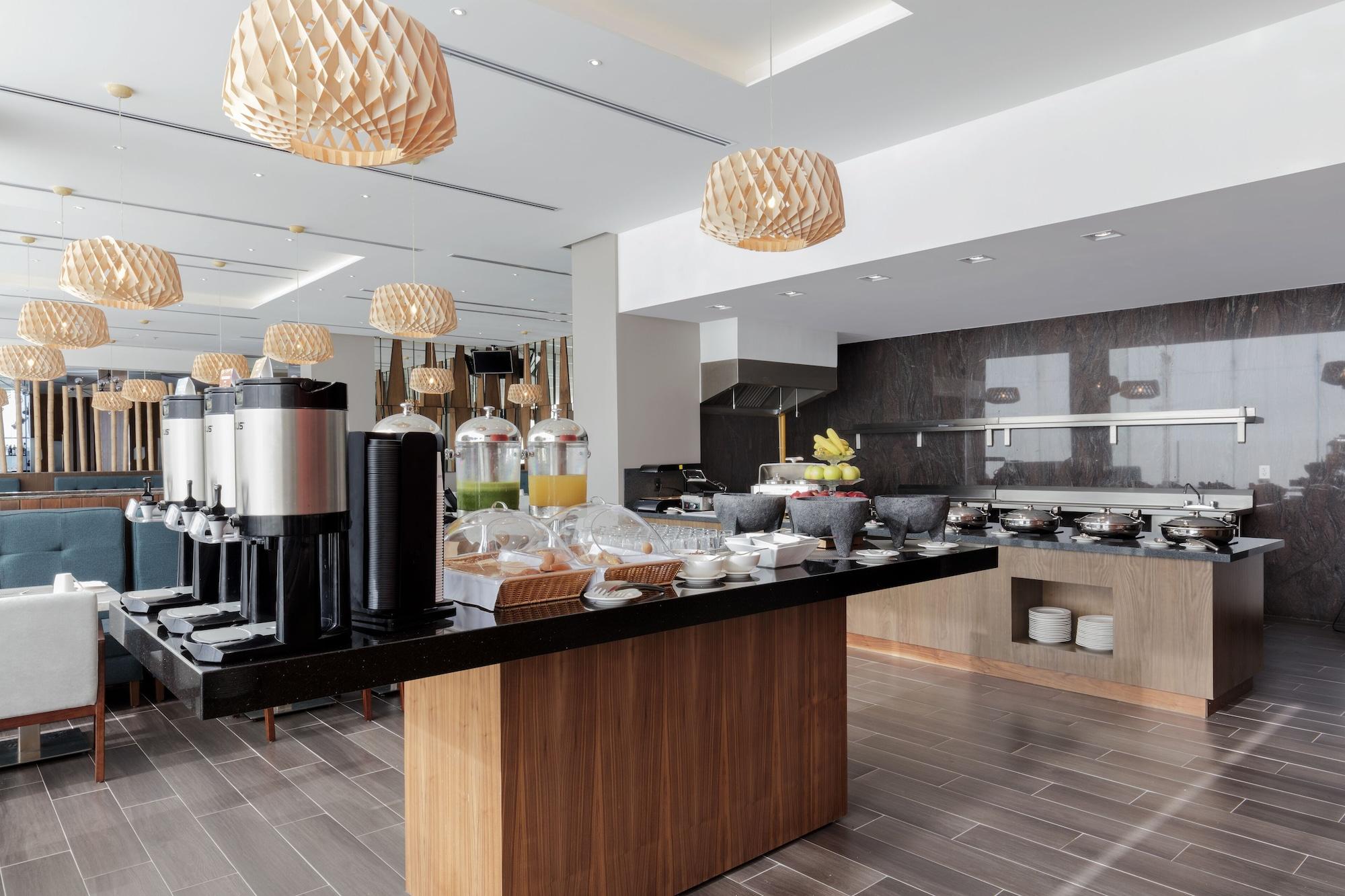 Restaurant Hilton Garden Inn Salamanca