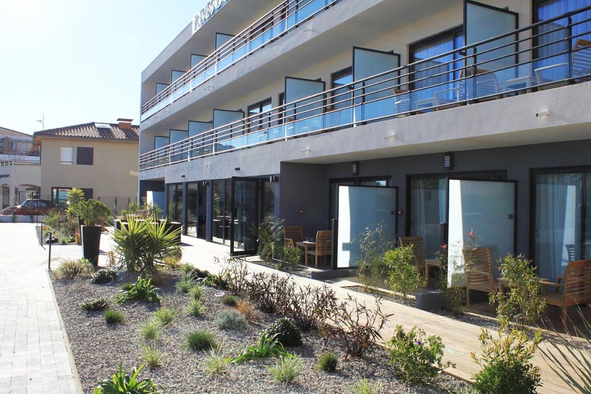 Vista Exterior Rives d'Or Hôtel