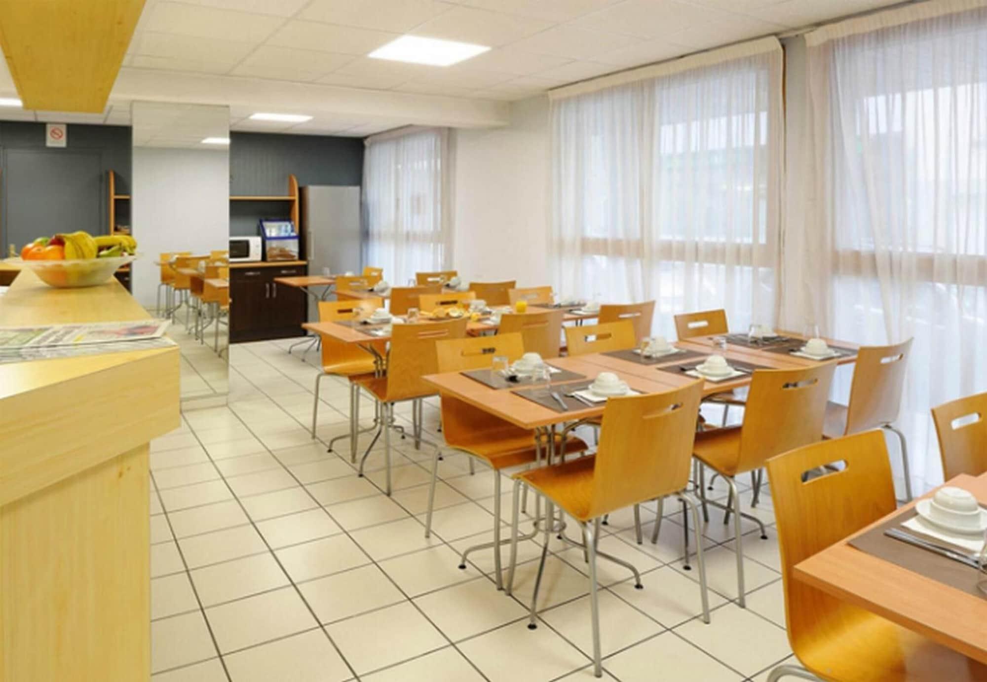 Sala de Reuniones Sejours & Affaires Nantes Ducs de Bretagne