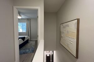 Alquiler Vacacional - NEW! Spacious designer 2-Bed/2.5-Bath townhome near Downtown Orlando