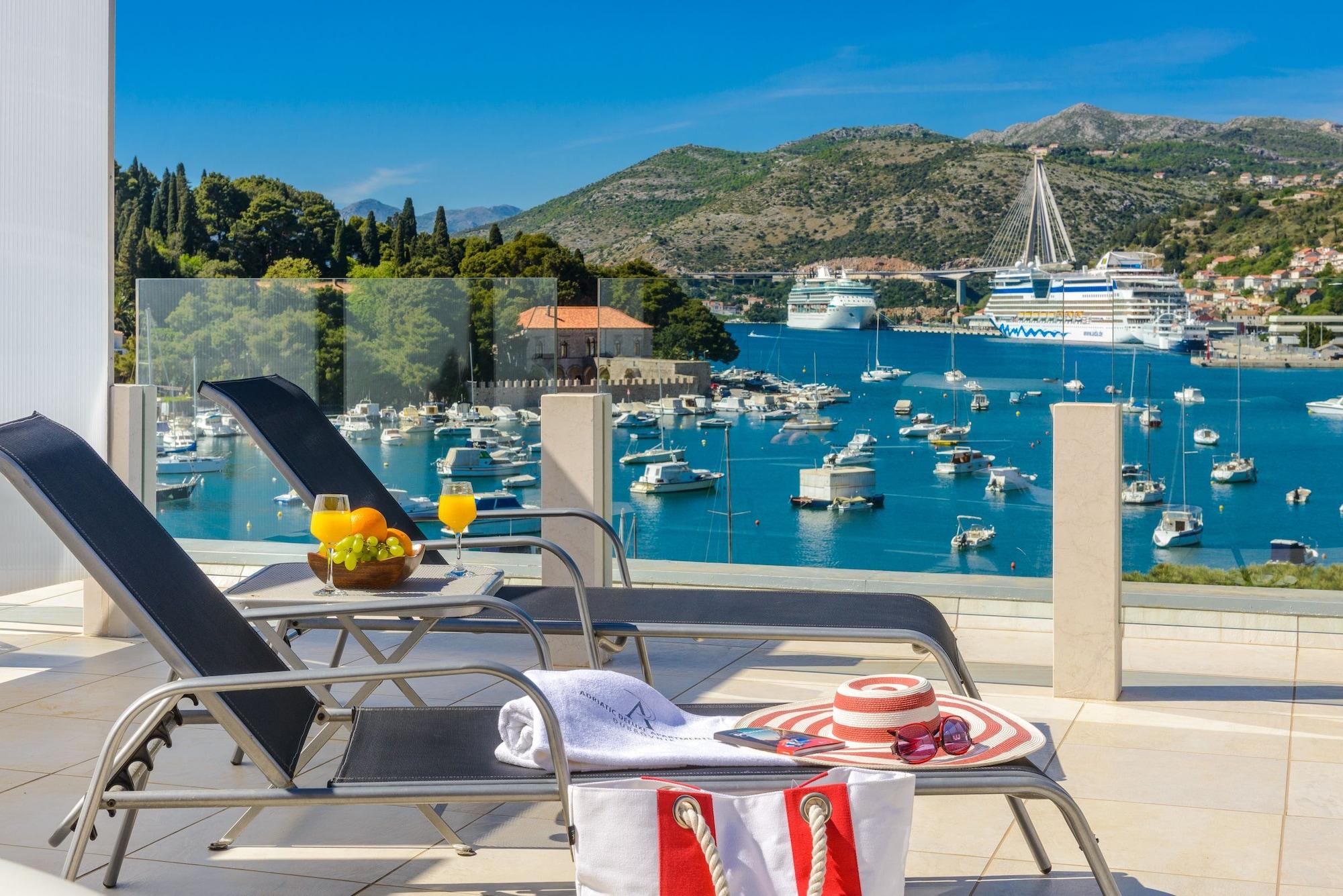 Varios Adriatic Deluxe Apartments