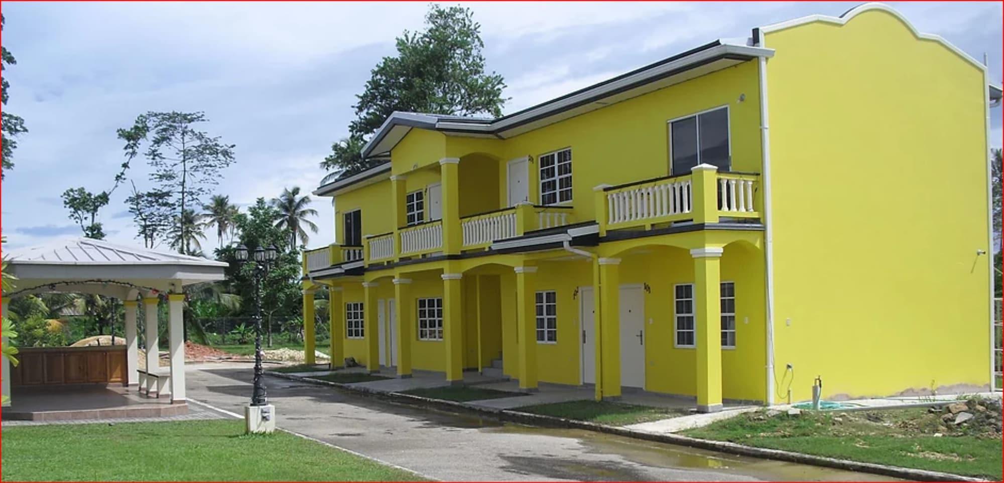 Varios Piarco Village Suites