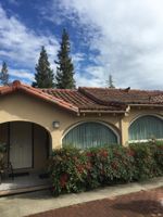 Alojamiento - Los Gatos Garden Inn Hotel