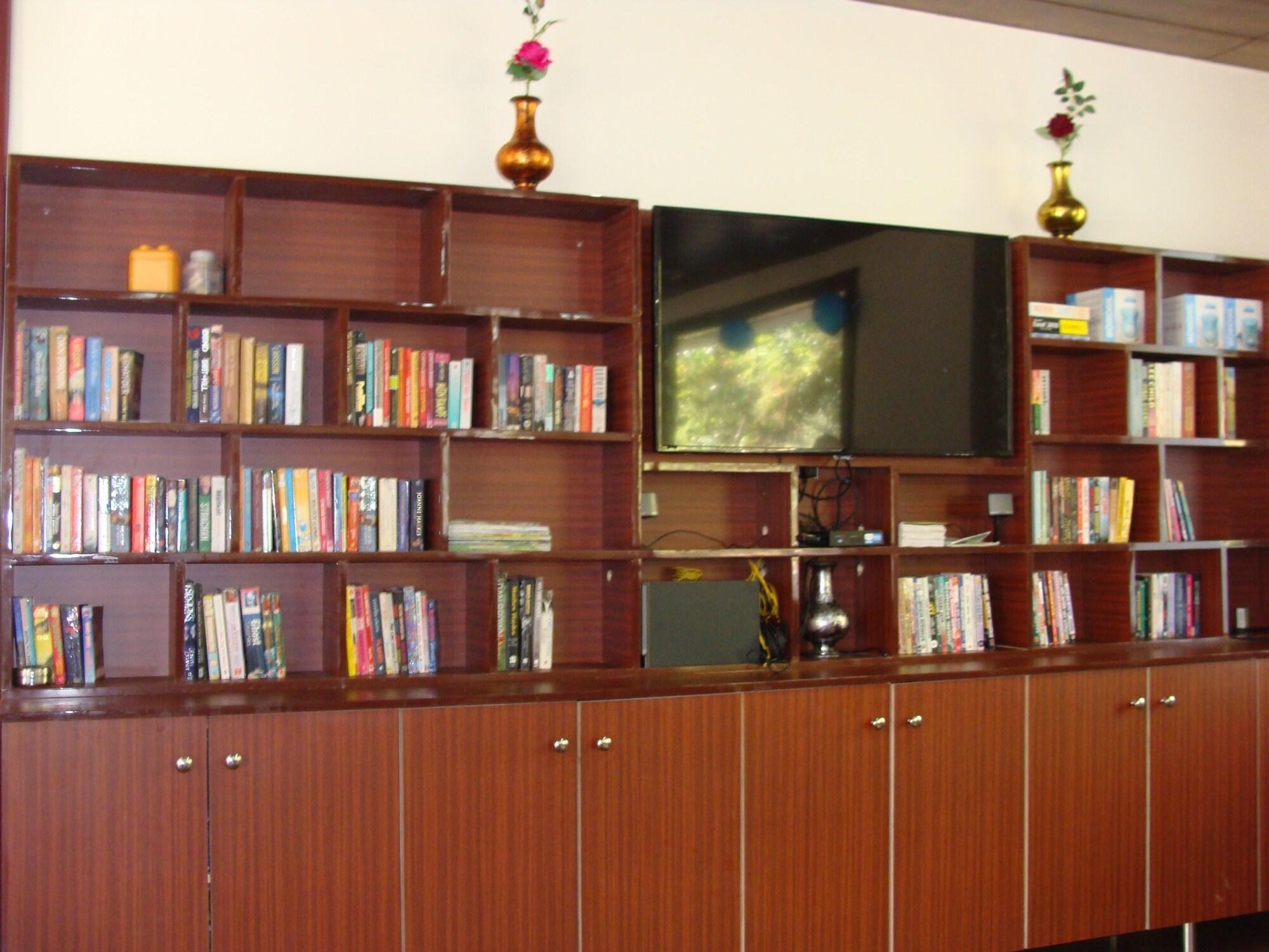 Vista Exterior Corbett Mist Resort