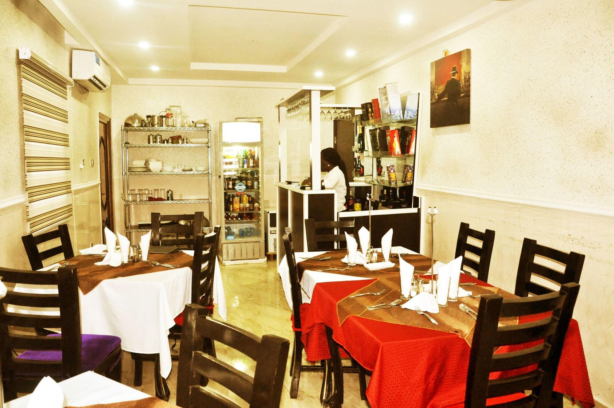 Restaurant BoardWalk Hotels Zone 5