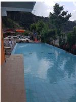 Alojamiento - Isfania Continental Hotel