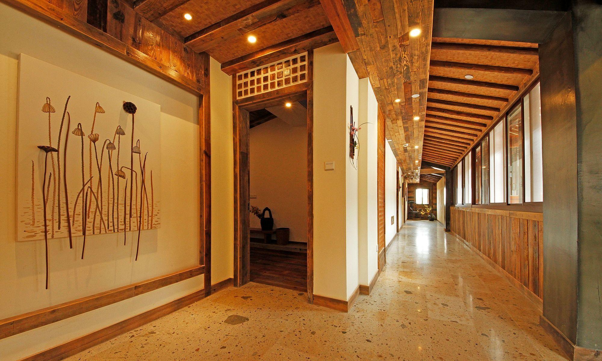 Varios Zitaoxuan Inn