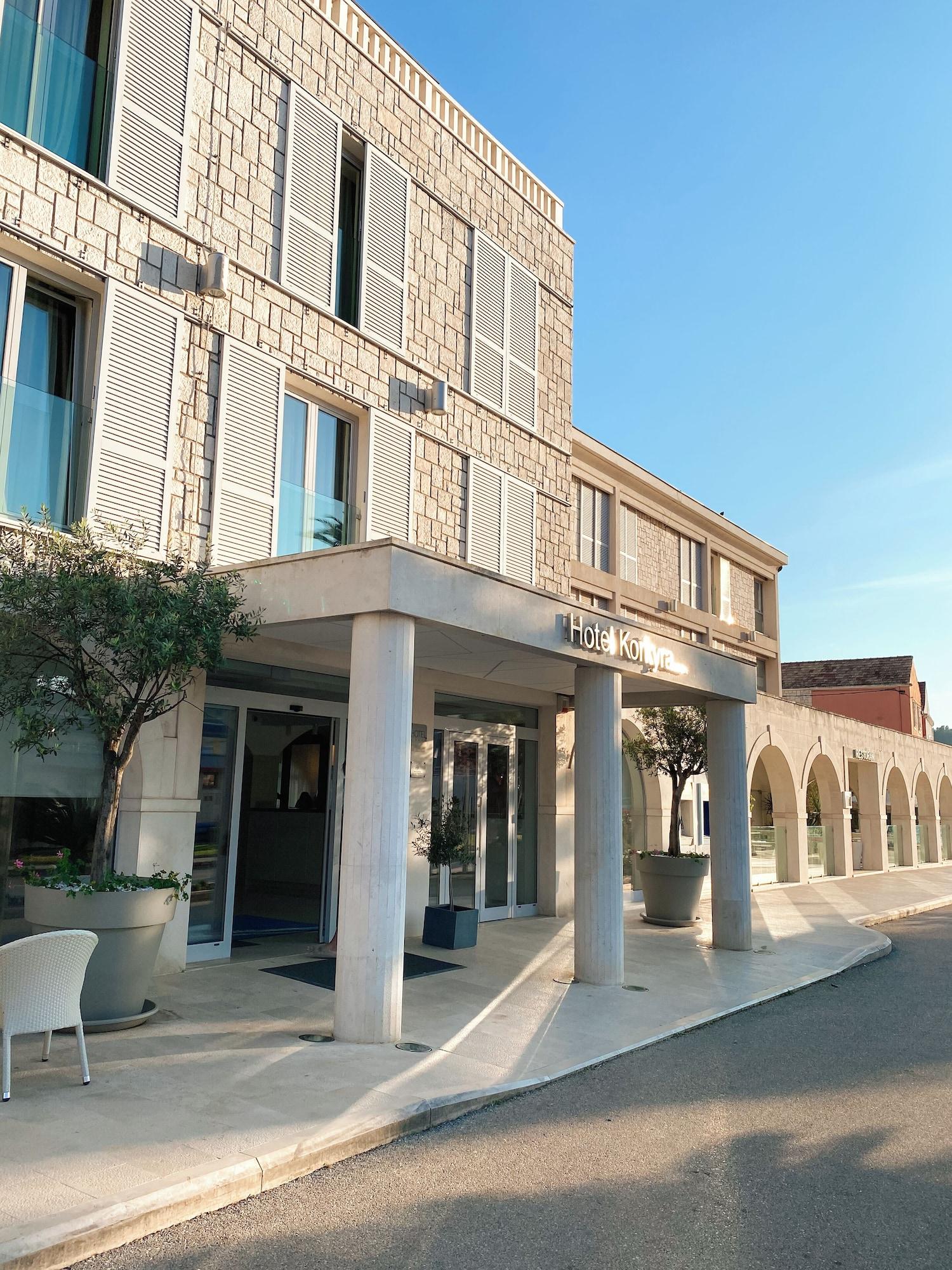 Vista Exterior Hotel Korkyra