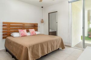Alquiler Vacacional - Gated condo 5 Min to Sand, 2 Min to Shops, Poolside Paradise!