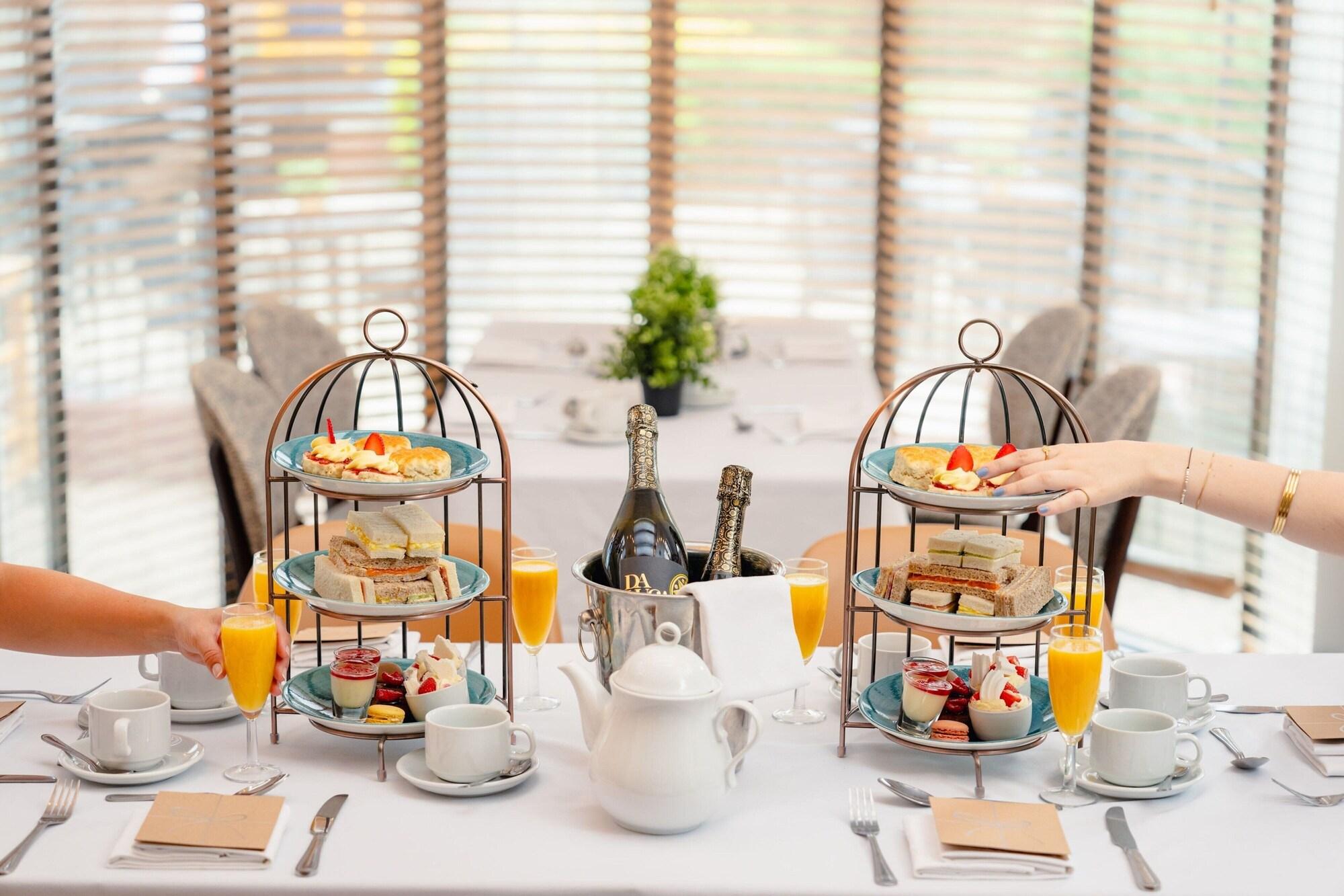 Restaurant Delta Hotels by Marriott Heathrow Windsor