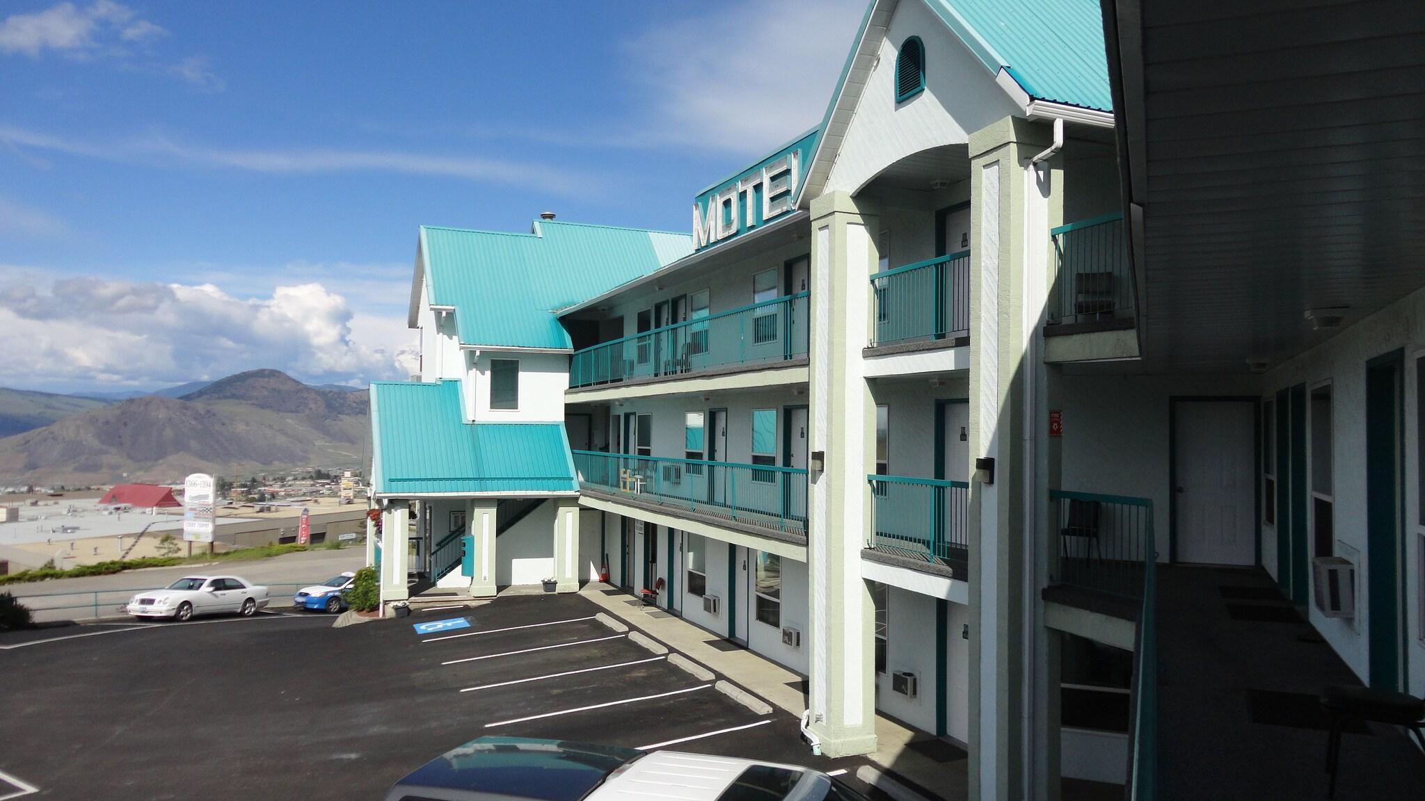 Varios Alpine Motel