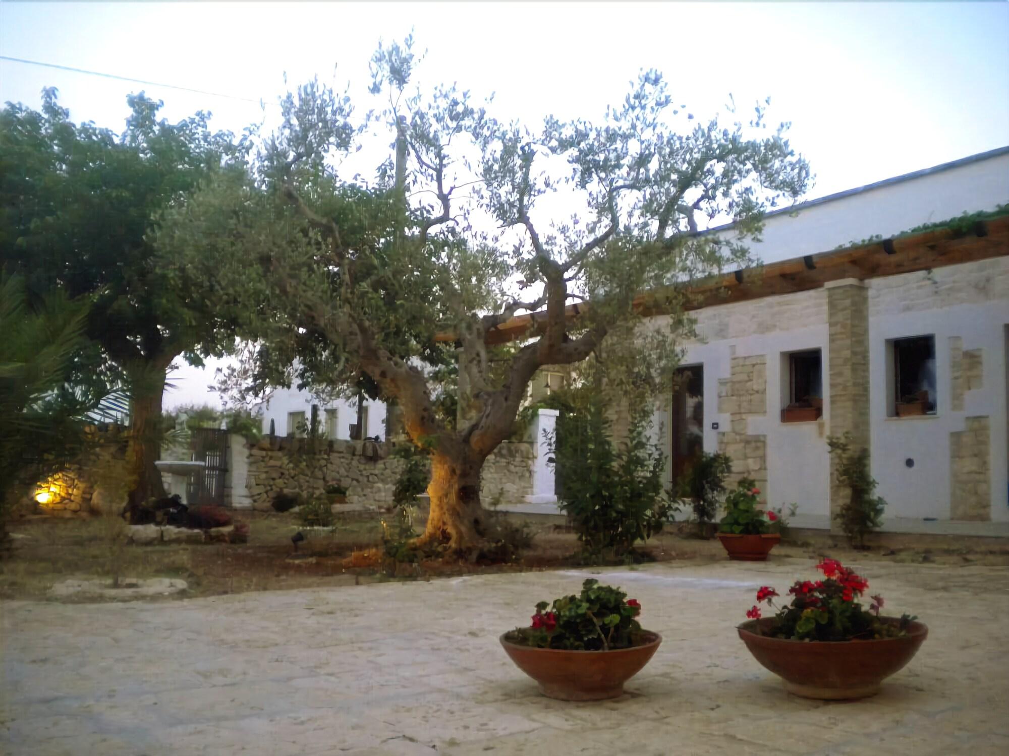 Vista Exterior Le Corti del Casale - Bed & Breakfast