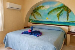 VillasDeRosa; One bedroom beach front condo (1 bedroom)