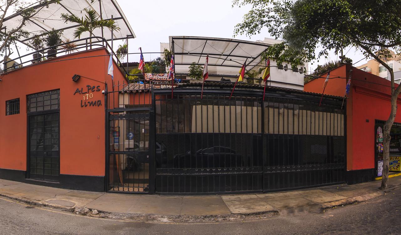 Vista Exterior Alpes Lima
