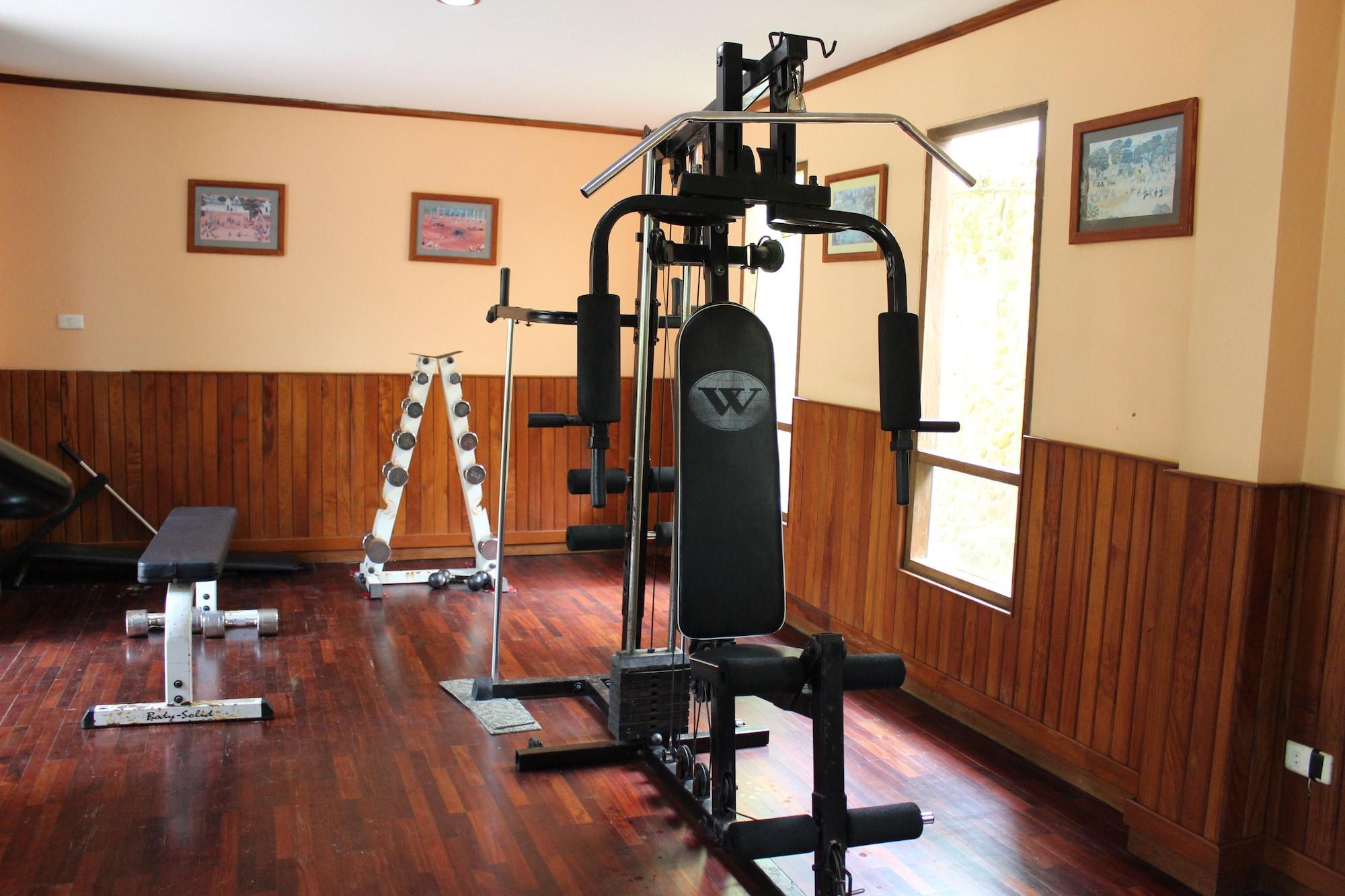 Gimnasio Khao Lak Palm Beach Resort