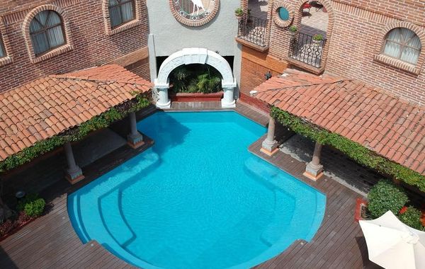 Suites Paraiso TX - Hoteles 4 estrellas en Tequisquiapan, Querétaro