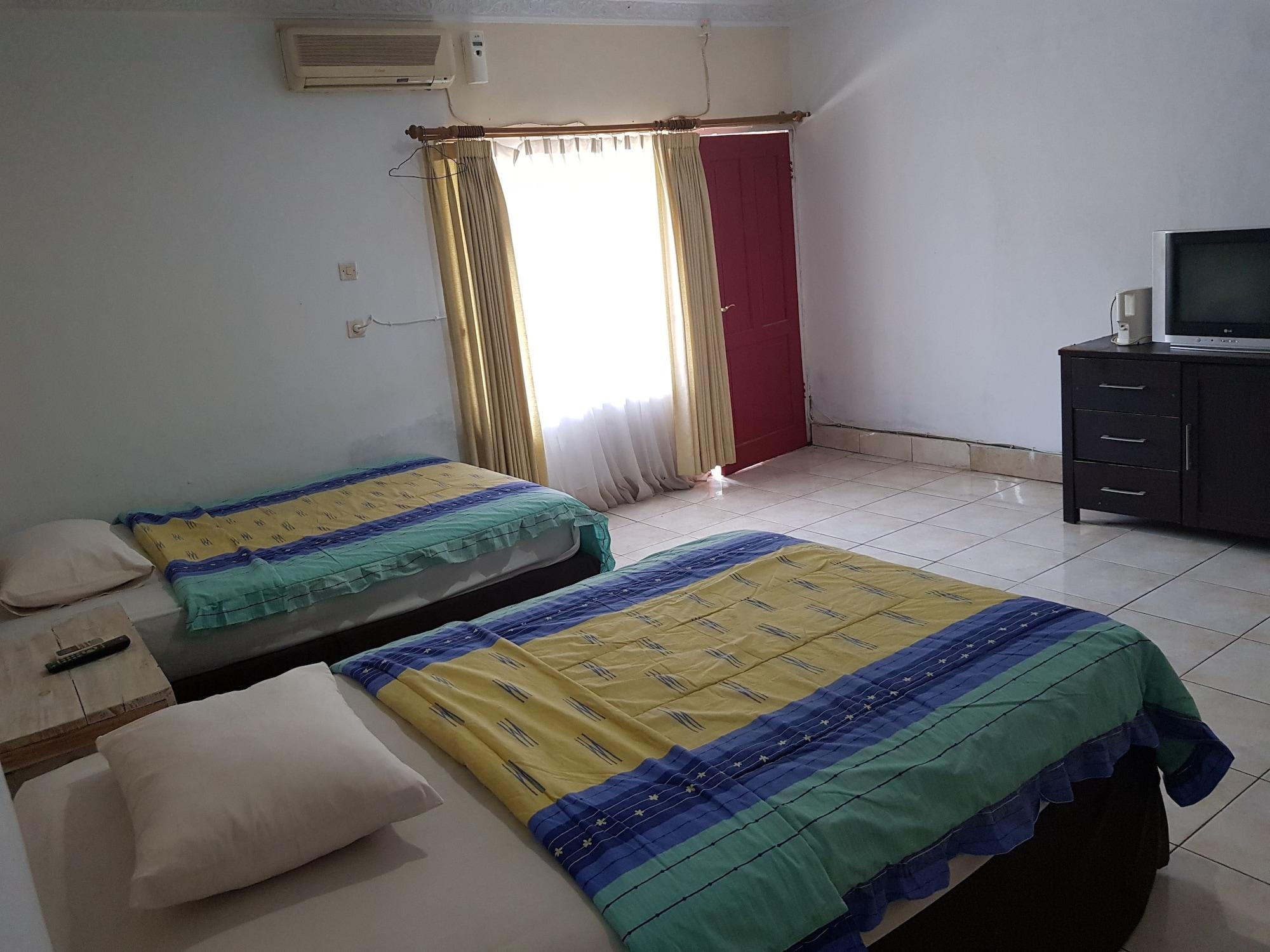 Set de Habitación Hotel Alamanda Garut