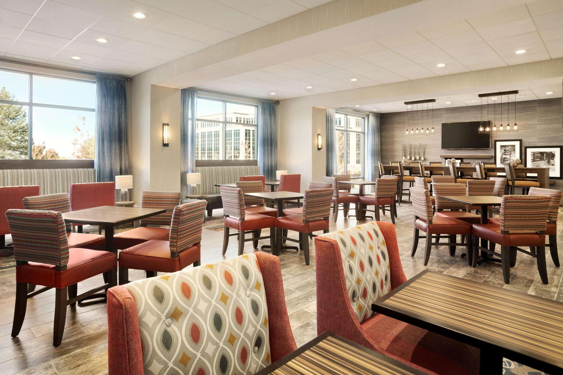 Vista Lobby Hampton Inn Salt Lake City Cottonwood UT