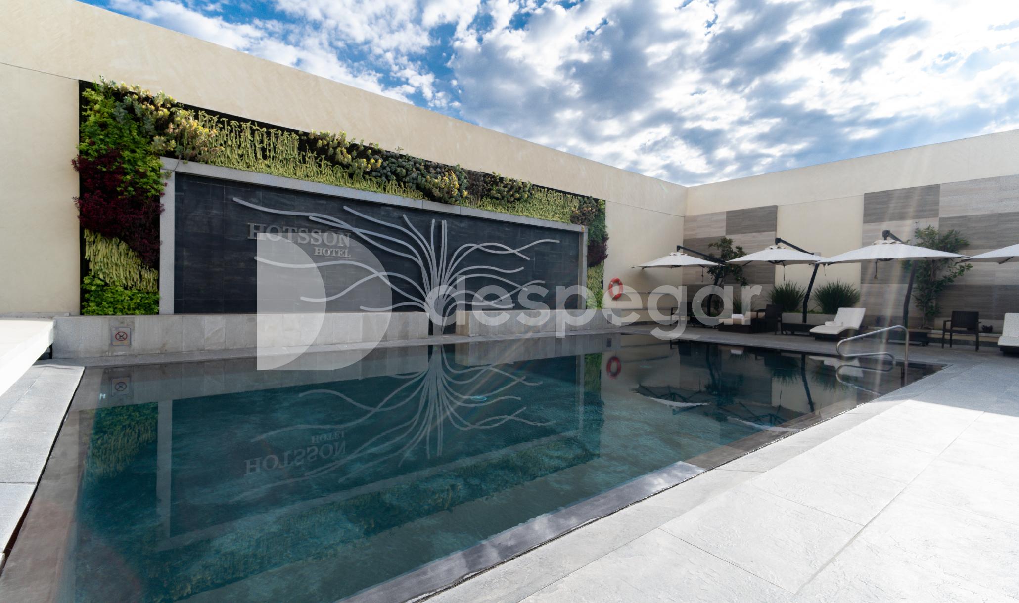 Vista Piscina HS HOTSSON Hotel Irapuato