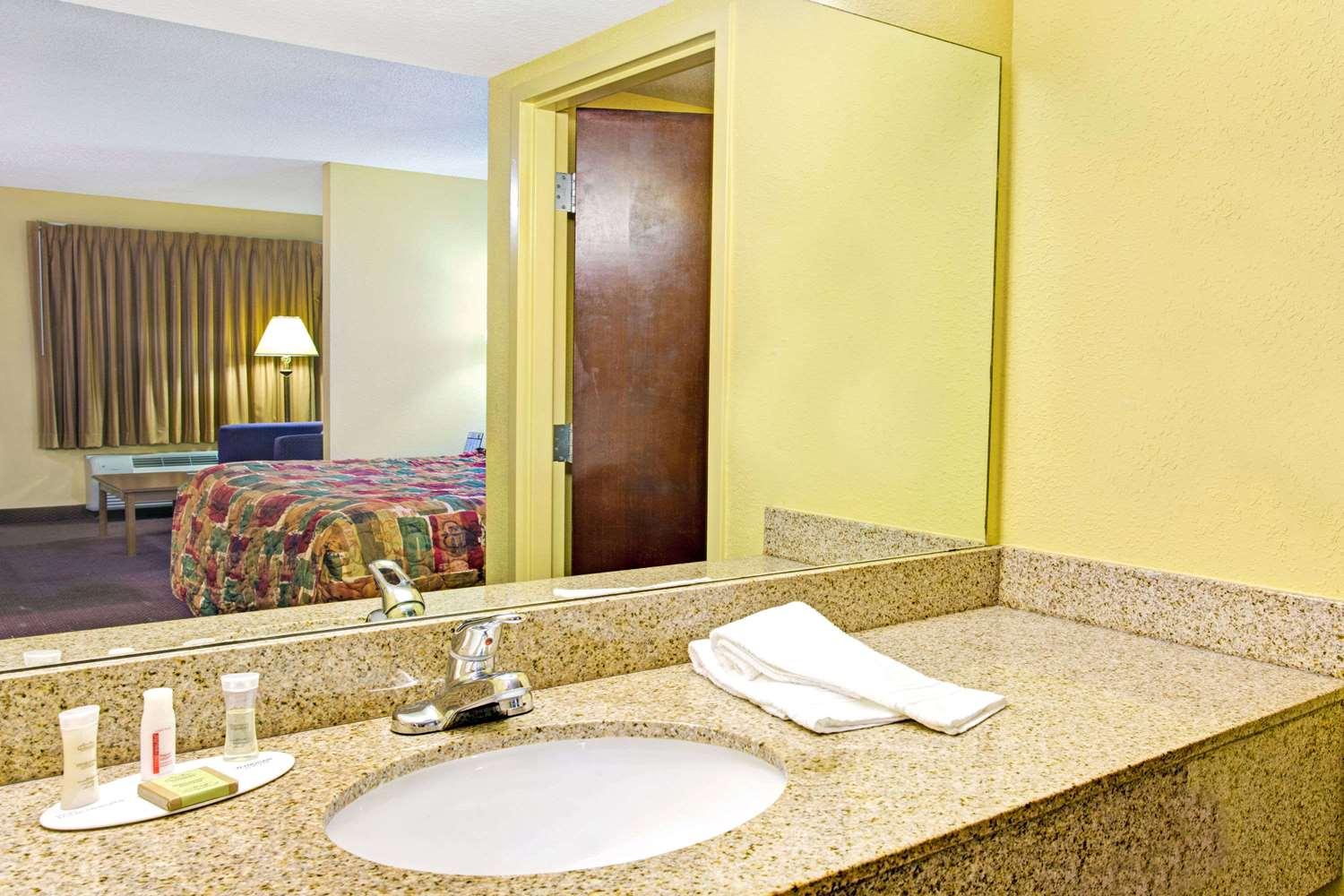 Equipamiento de Habitación Super 8 Motel Fort Lauderdale Airport