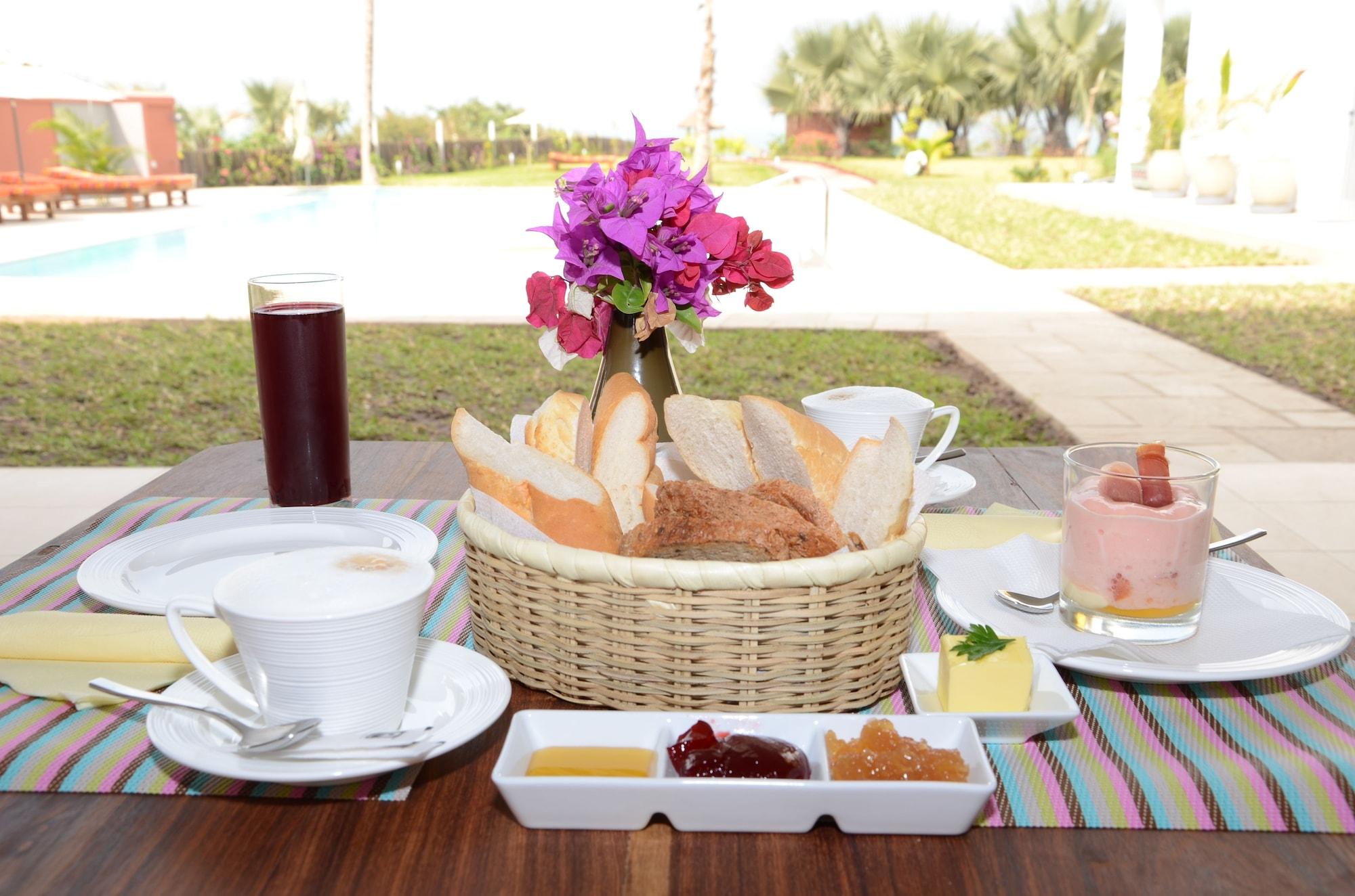 Restaurant Leo's Beach Hotel & Restaurant - Adults Only