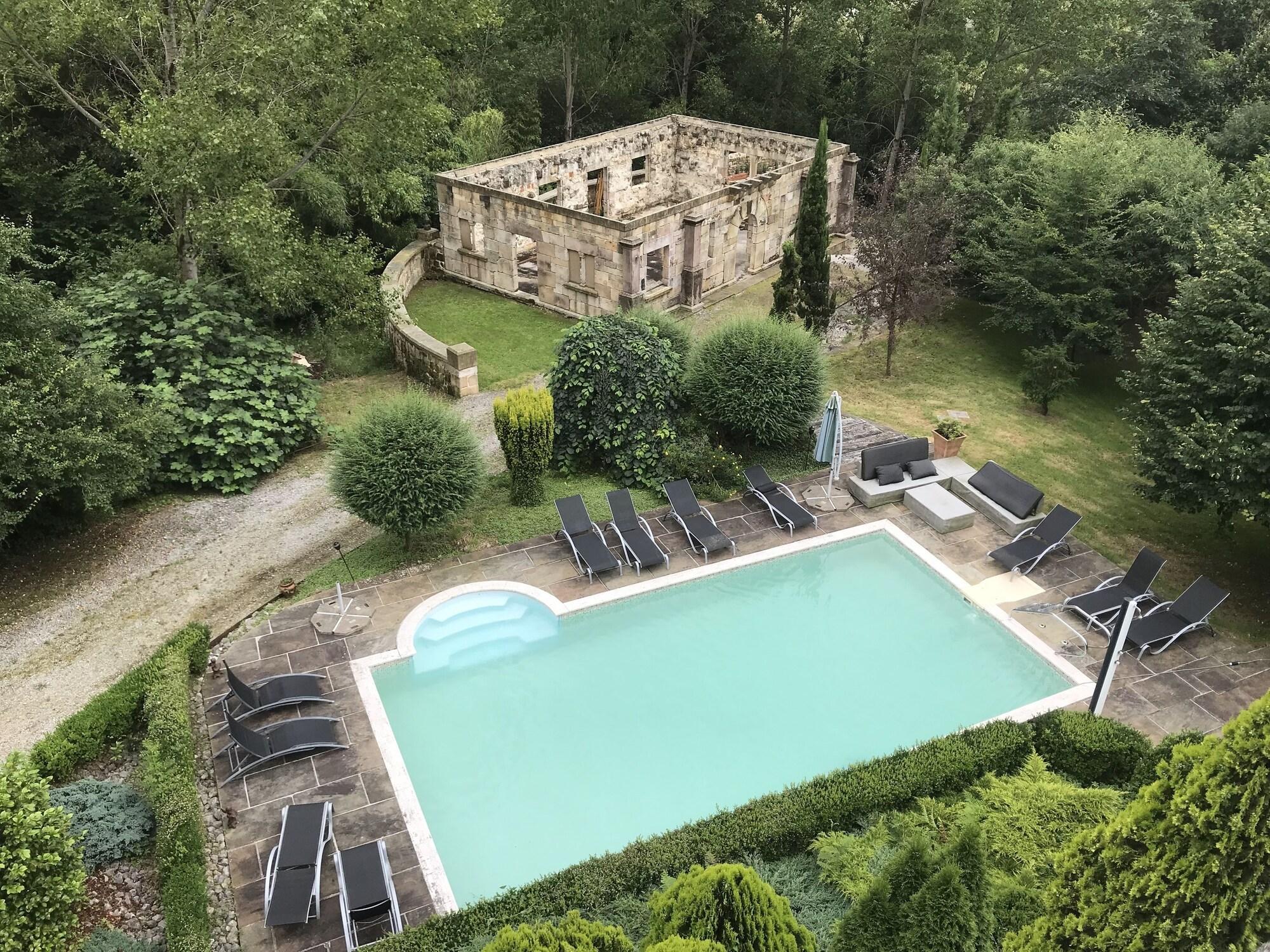 Varios Hotel Palacio de Trasvilla
