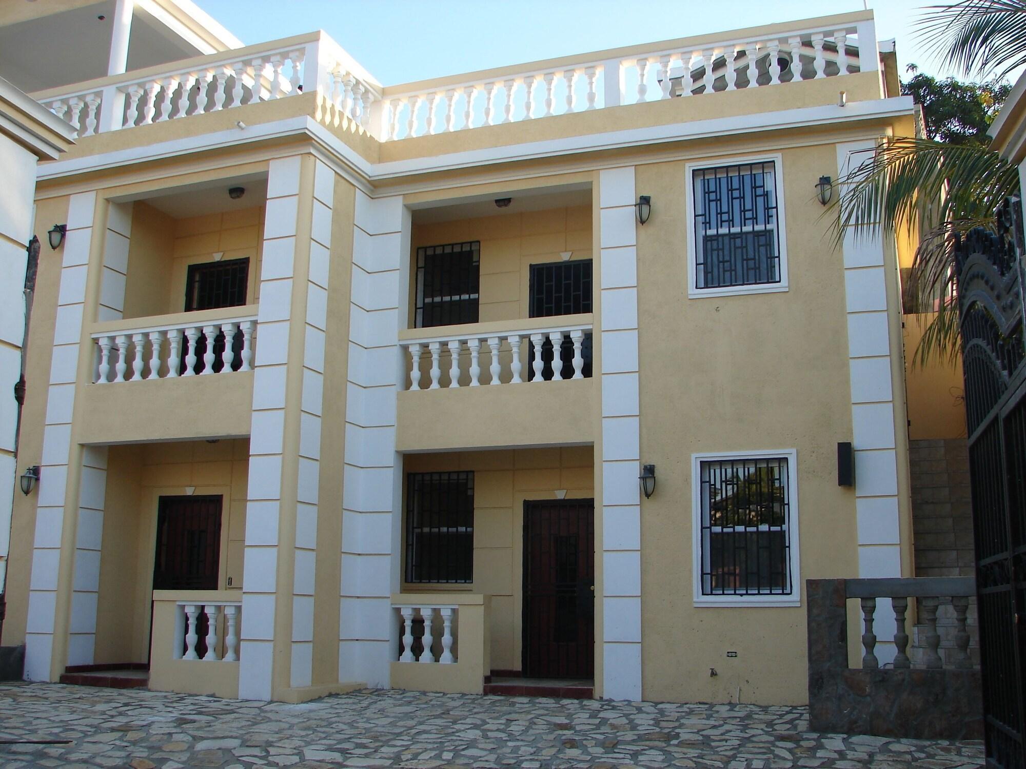 Vista Exterior Metro Residences Hotel
