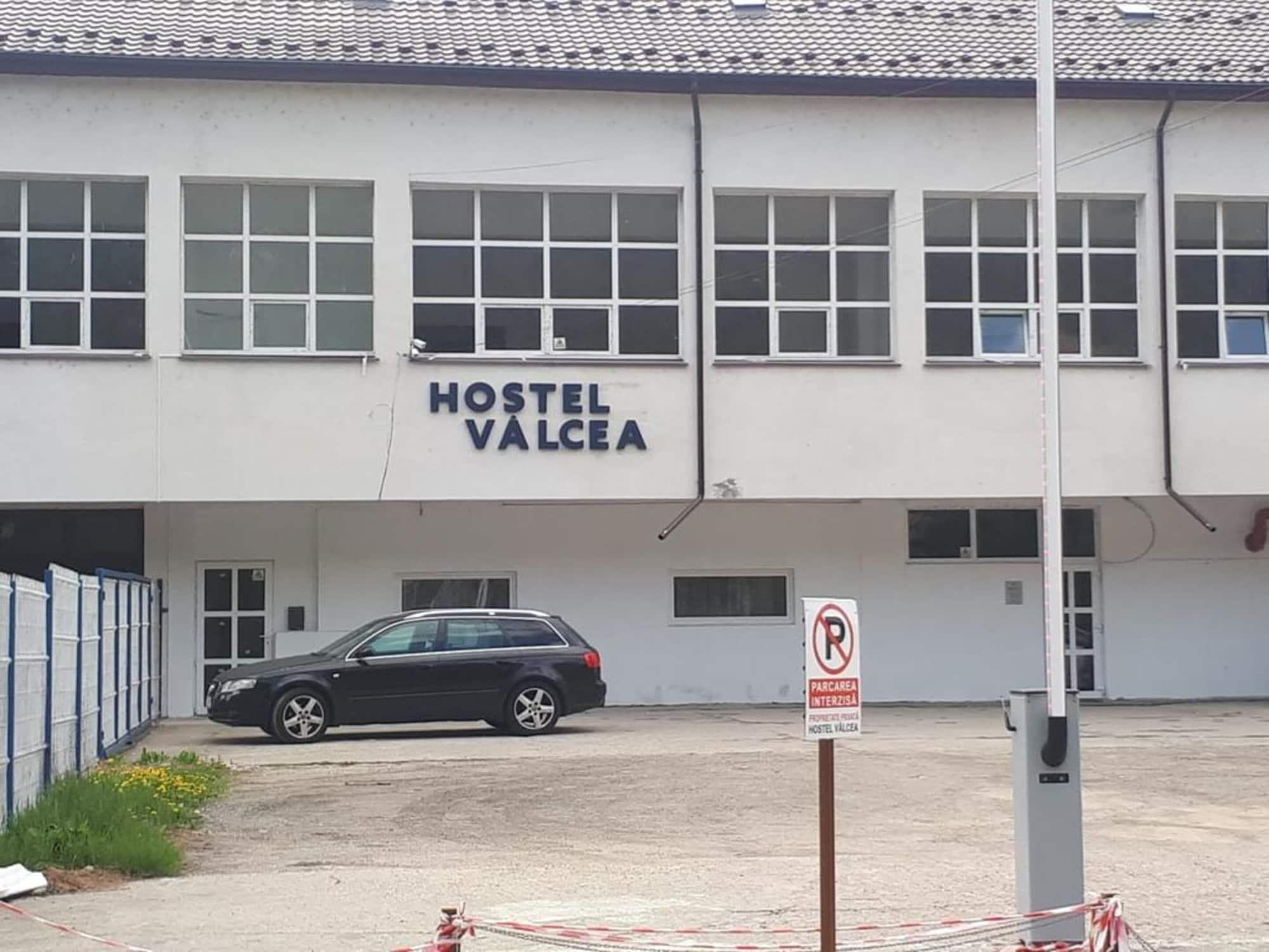 Vista Exterior Hostel Valcea