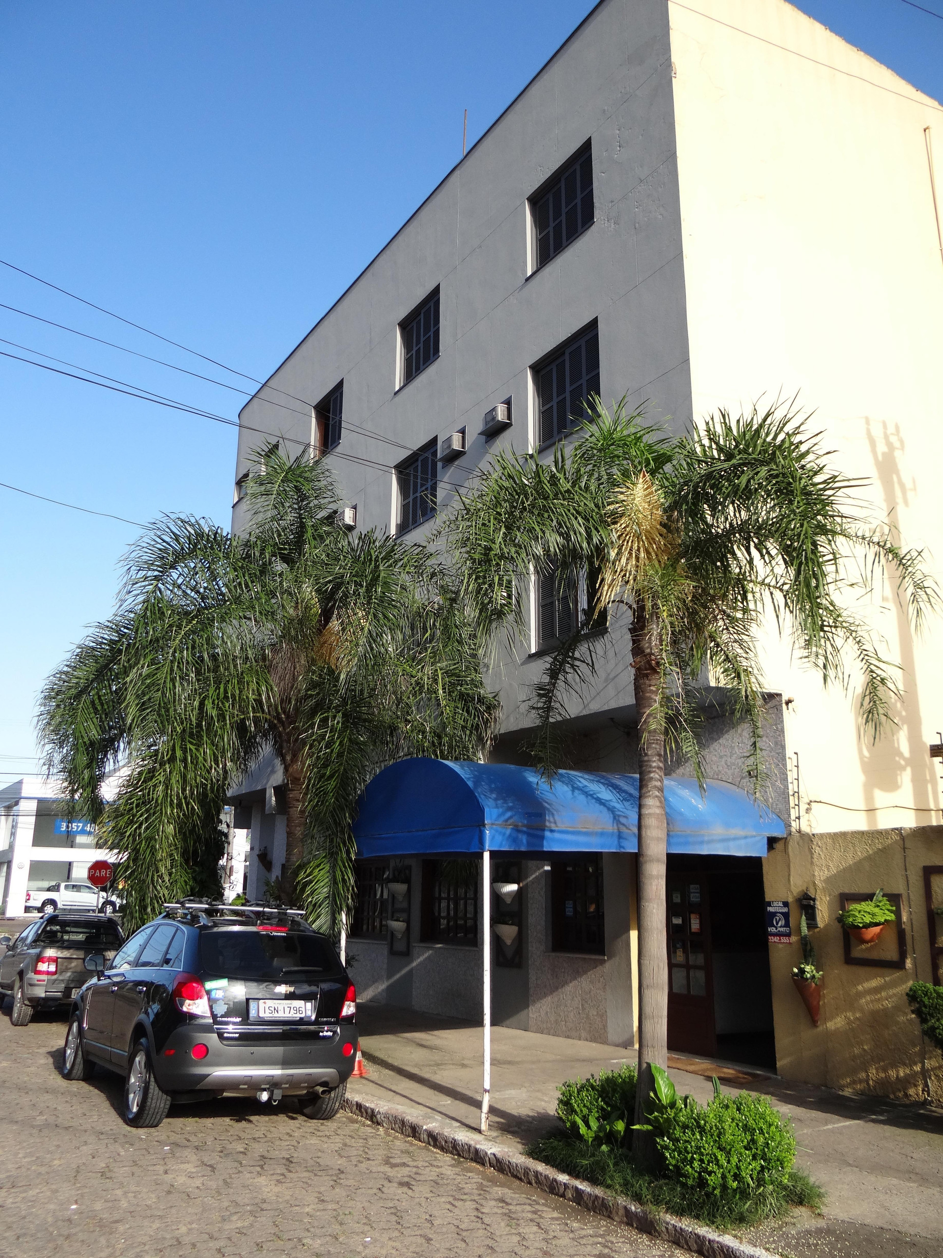 Vista da fachada Roma Hotel