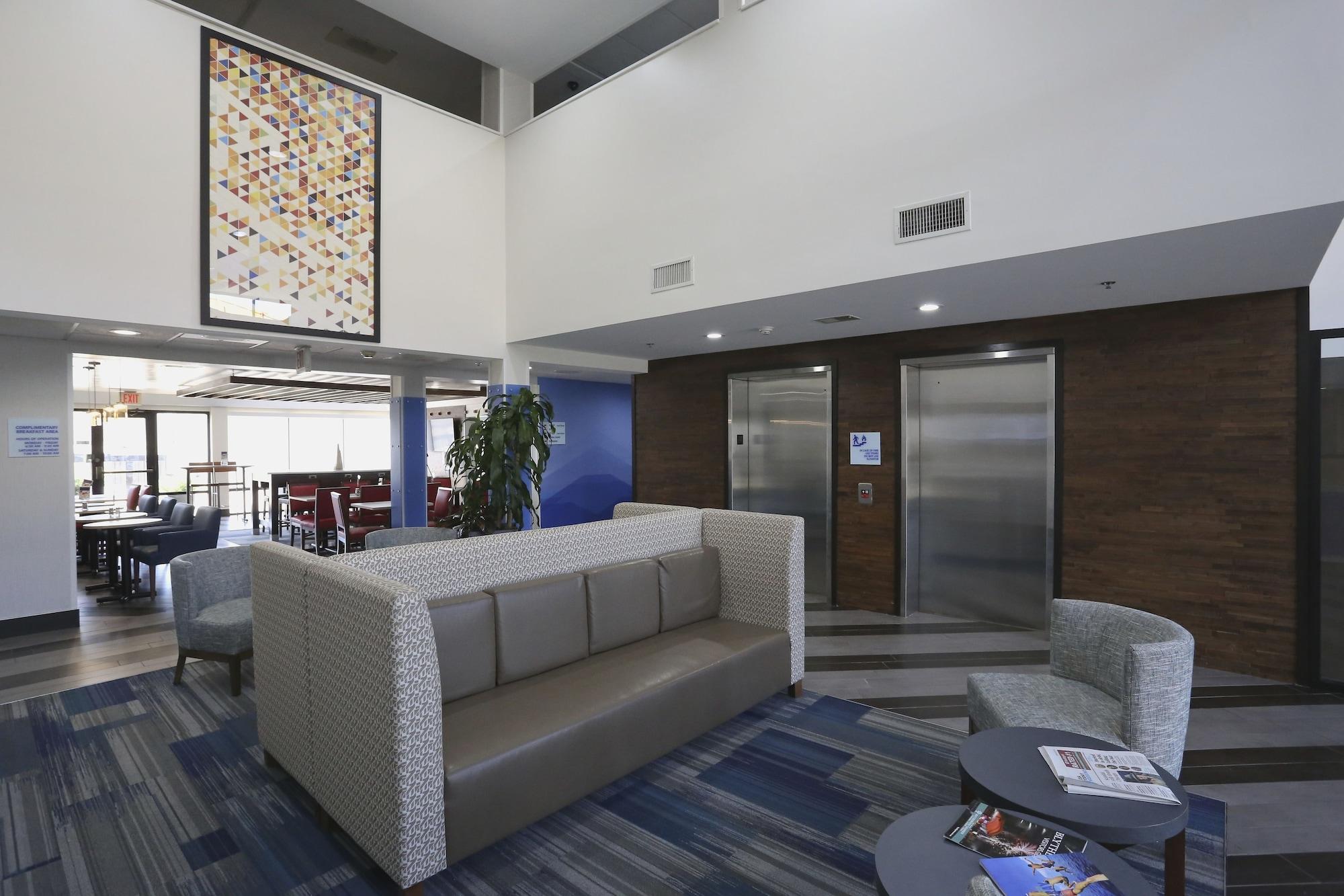 Vista Exterior Holiday Inn Express Hotel & Suites Blythewood by IHG