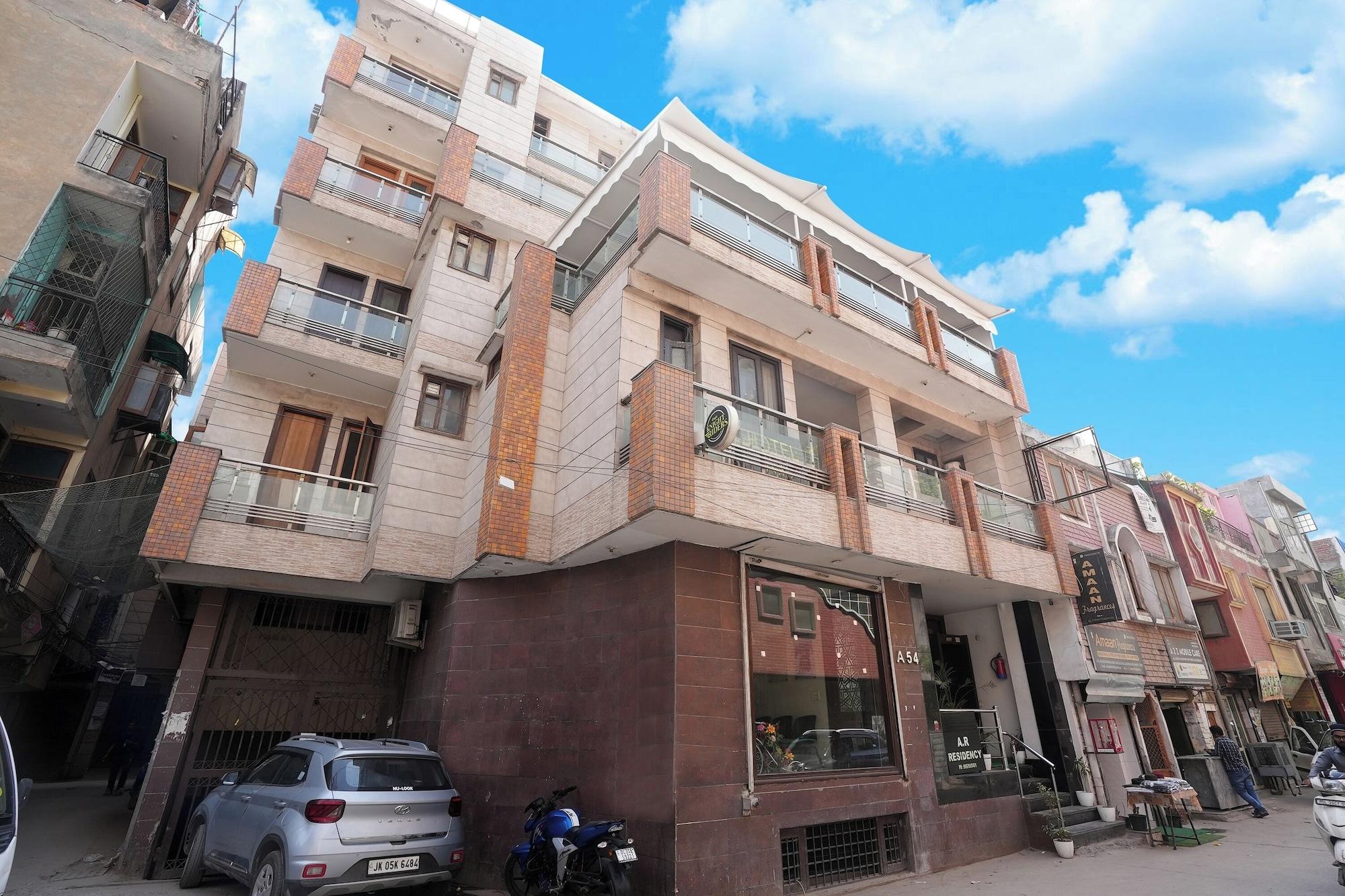 Vista Exterior Hotel A R Residency