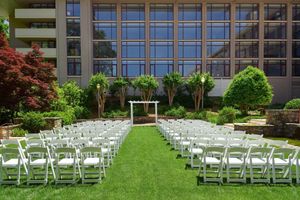 Alojamiento - Emory Conference Center Hotel