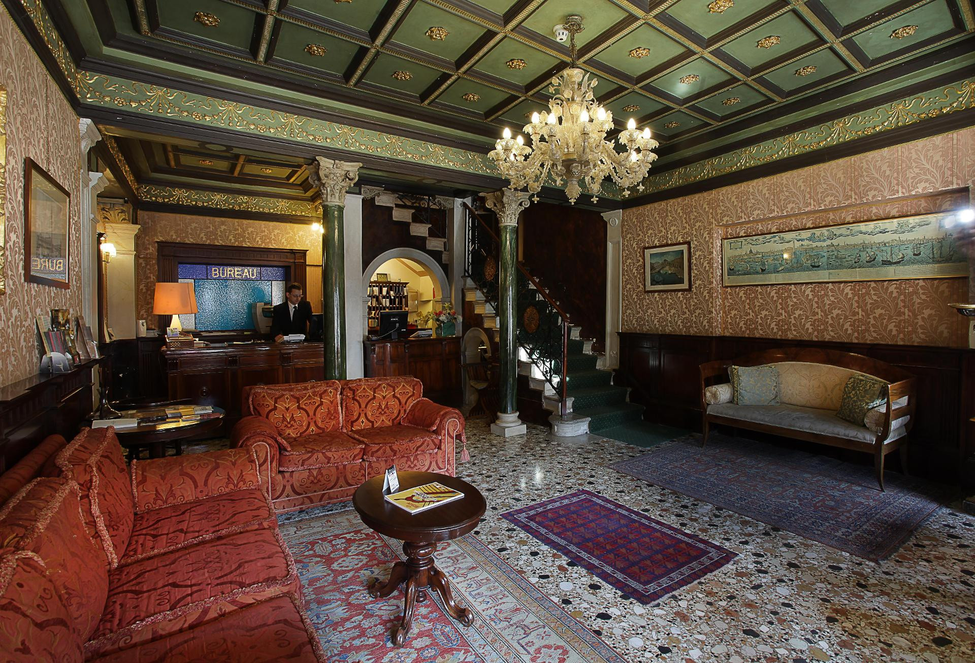 Vista Lobby Hotel Marconi