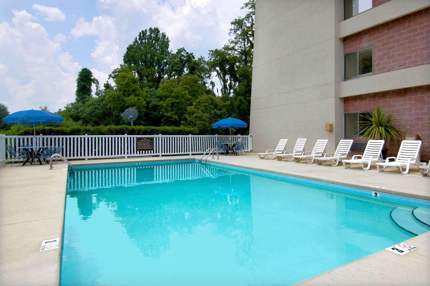 Baymont Inn Suites Cherokee Smoky Mountains Cherokee Hotels In Despegar   1a4efb50 1ea6 401c 949f 7be21d3cf2df