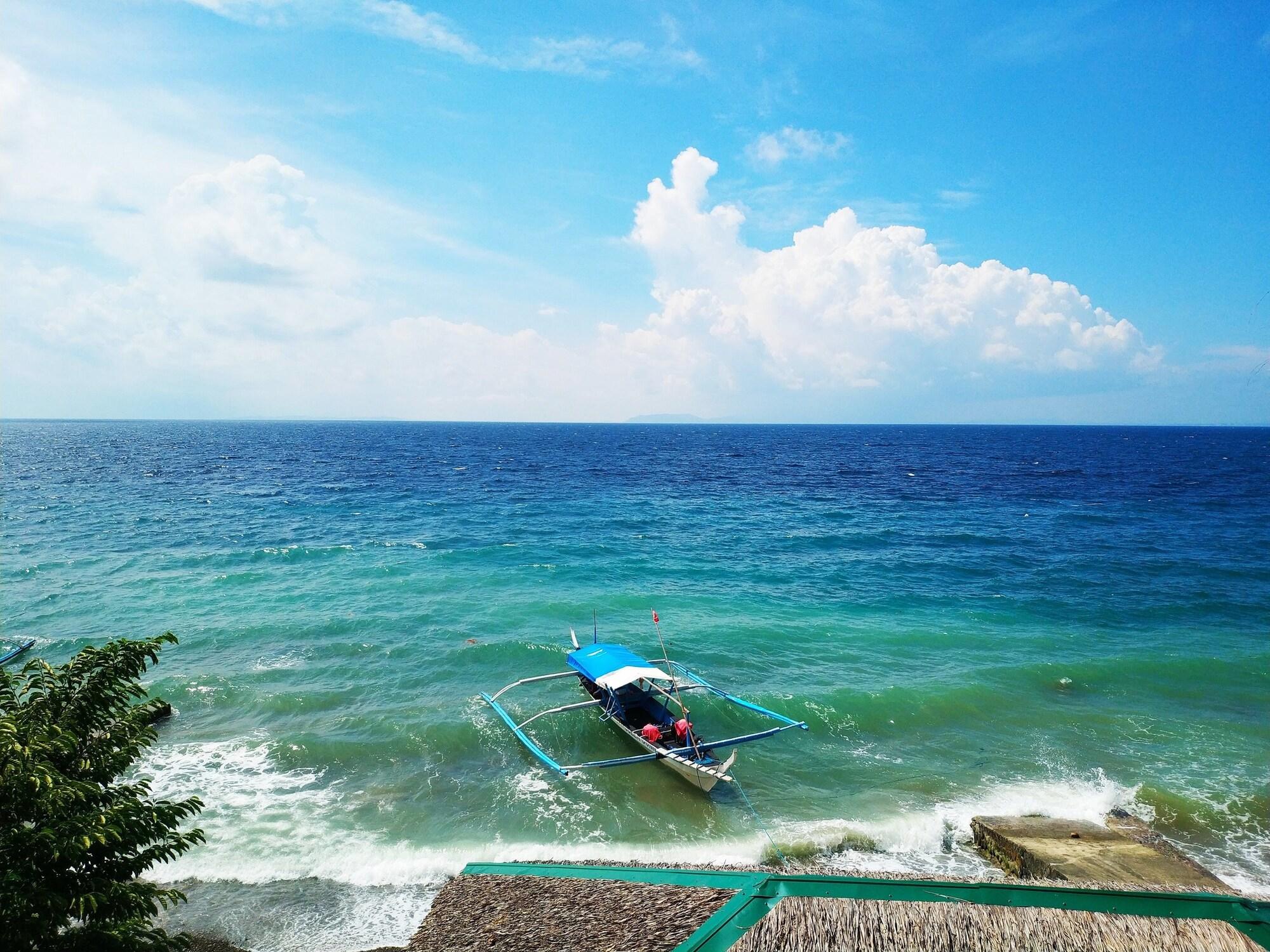 Playa Blue Ribbon Dive Resort