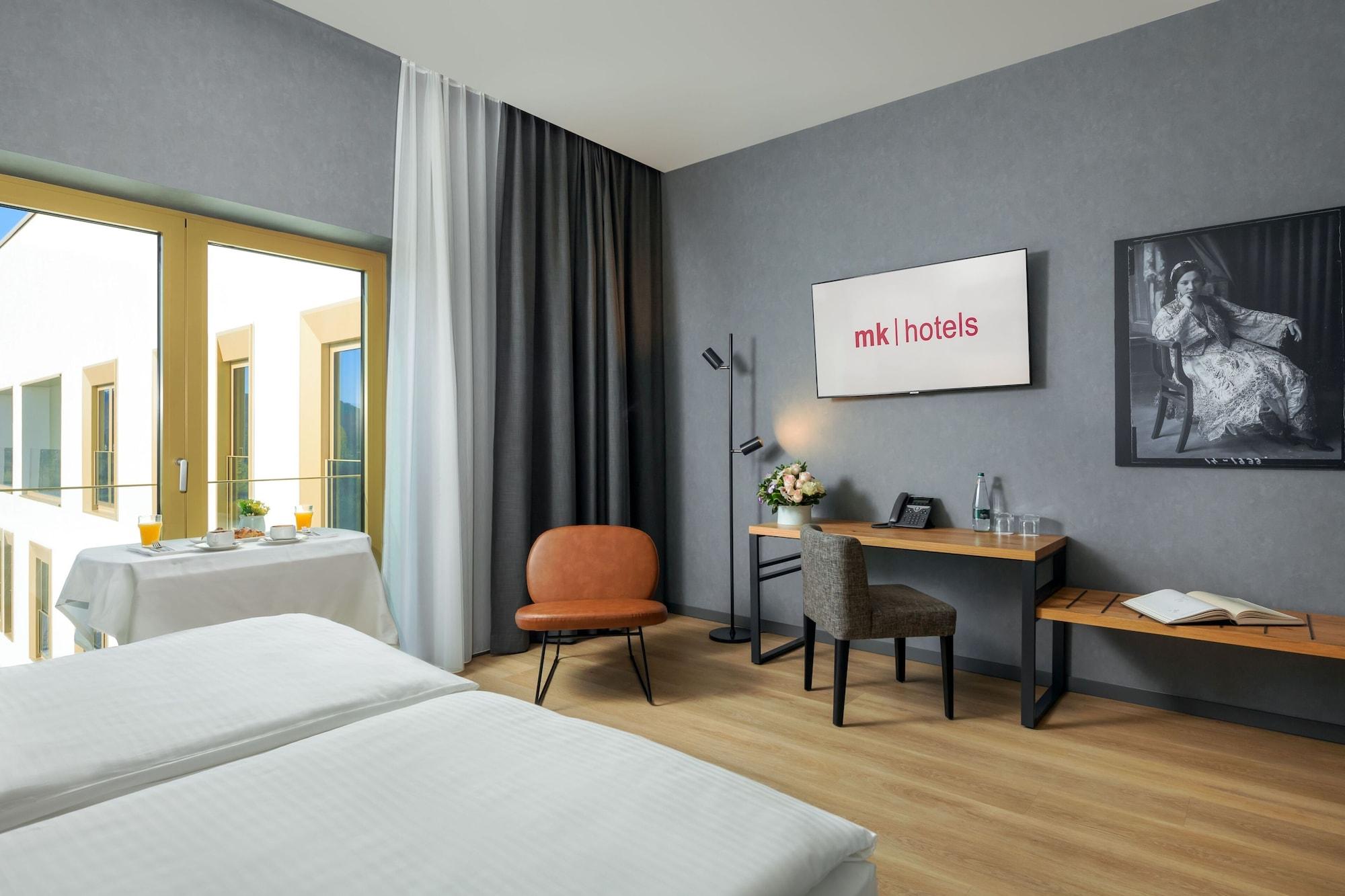 Habitación mk | hotel tirana