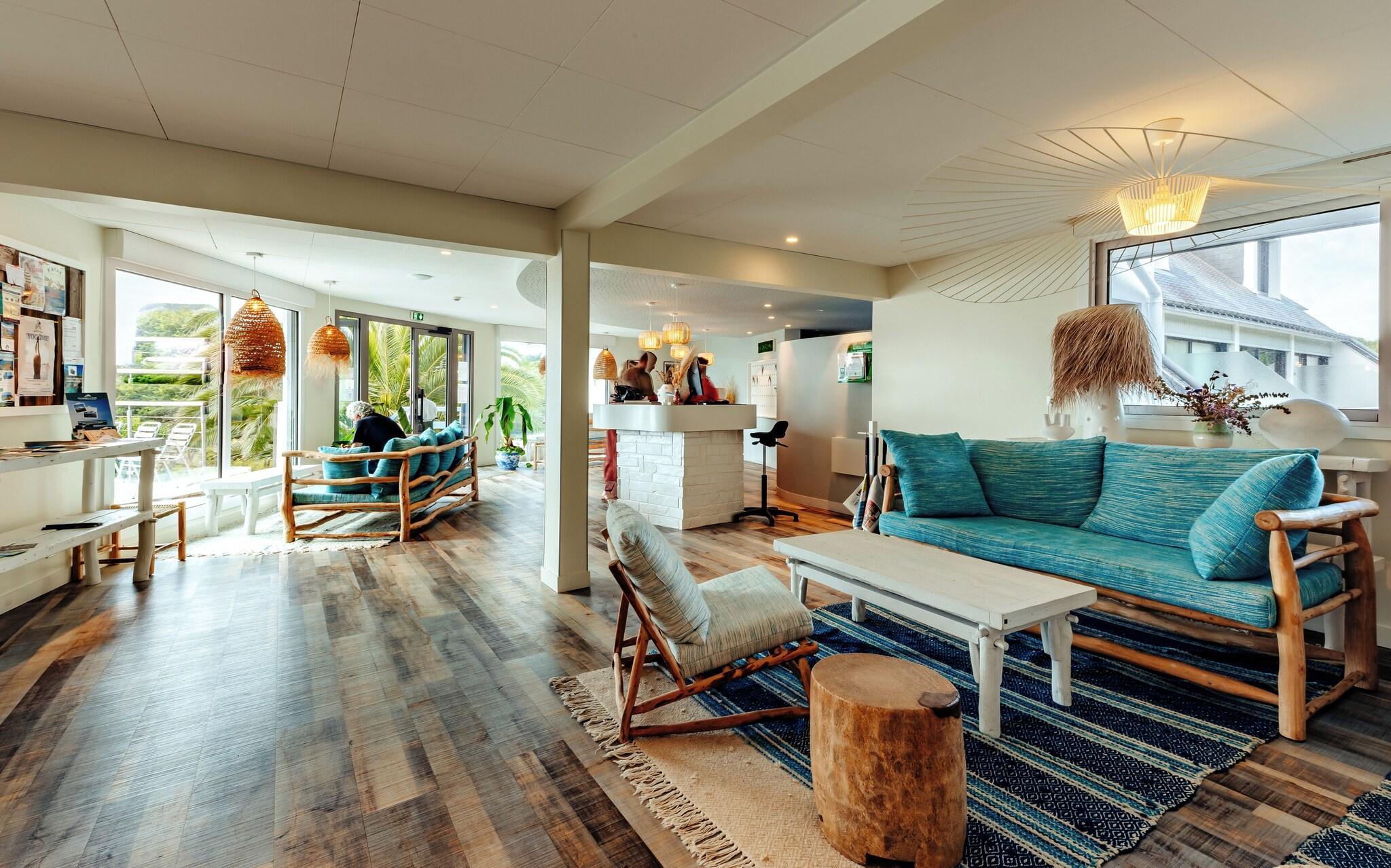 Vista Lobby Quality Hotel Le Cardinal