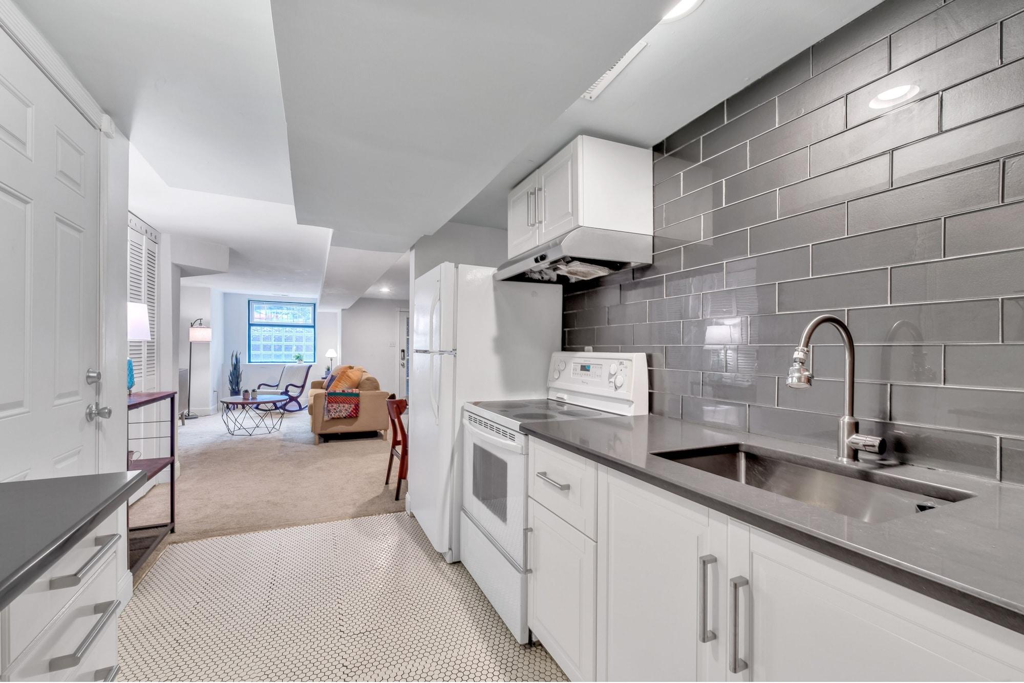 Equipamiento de Habitación Cute And Charming 1br In Fantastic Location 1 Bedroom Townhouse by RedAwning