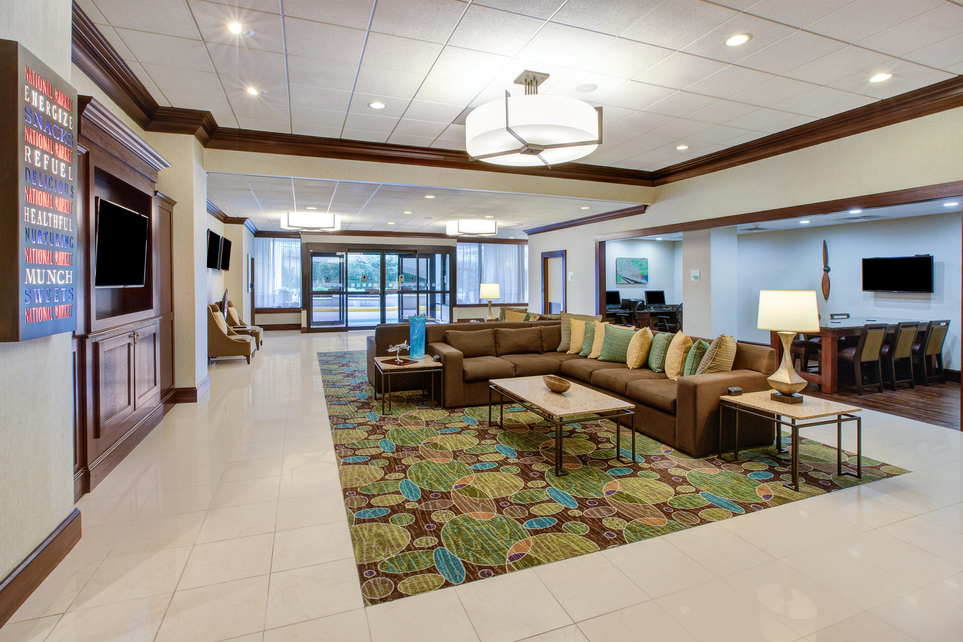 Vista Lobby Holiday Inn National Airport/Crystal City by IHG