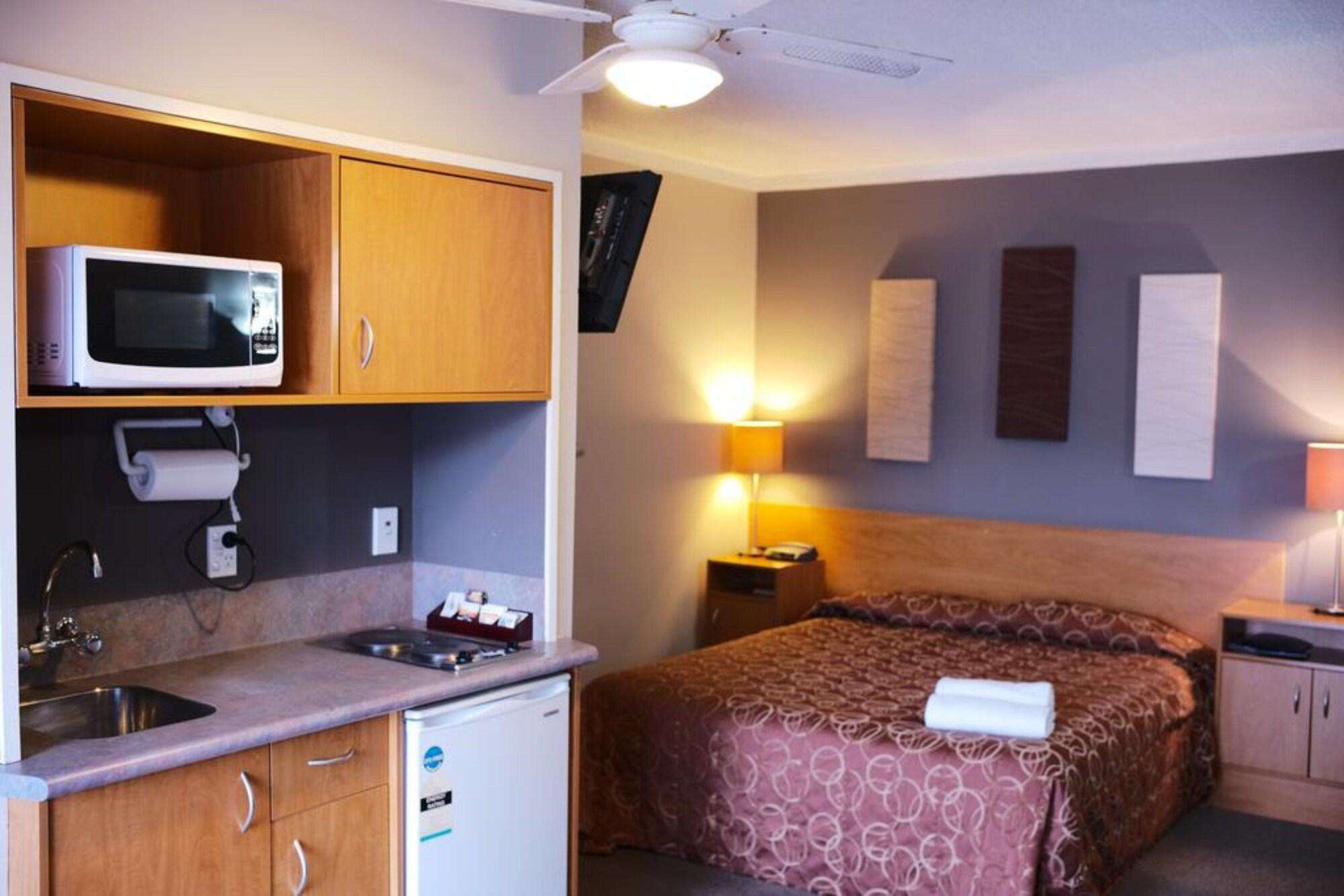 Varios Kiwi Studios Motel